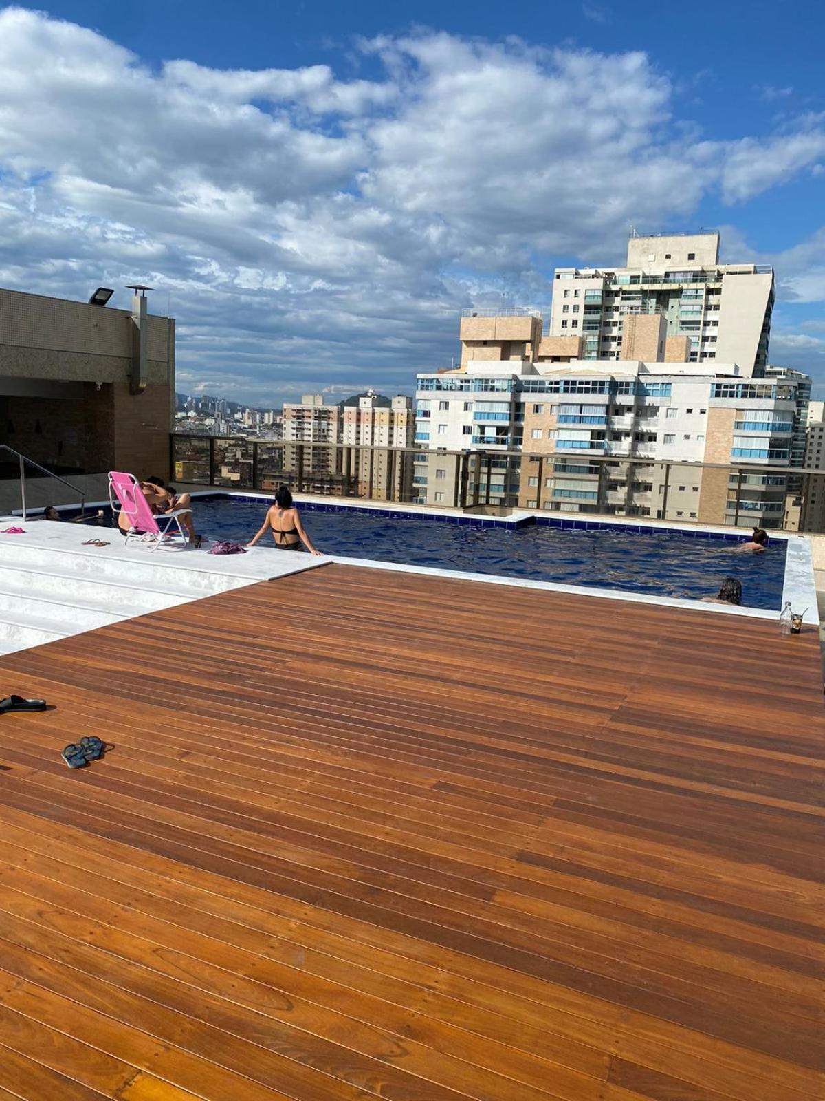Apartamento mobiliado e funcional com vista para o mar da praia de itaparica