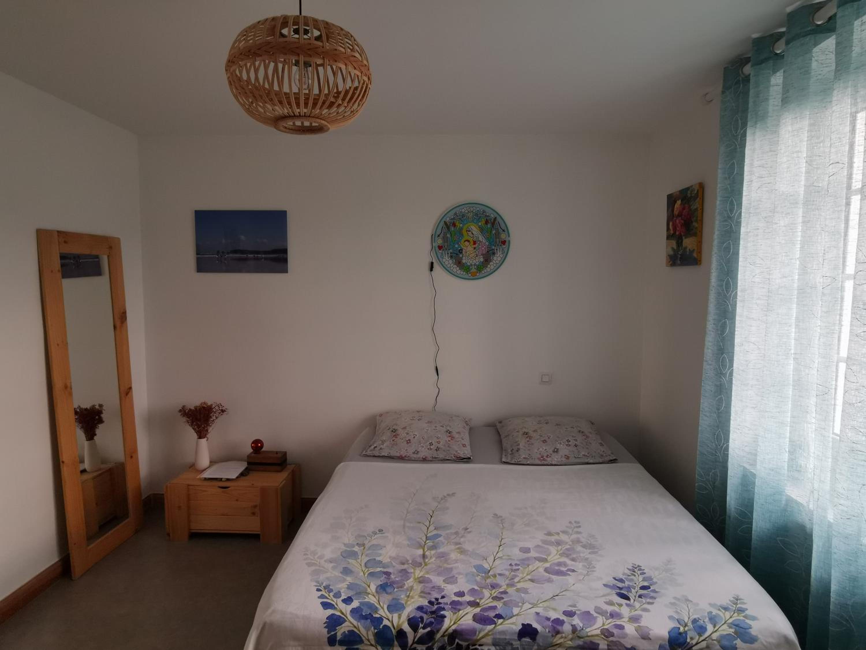 Chambres d'hôtes "HOR DAGO" près de la gare d'Hendaye avec le petit-déjeuner et des vélos view 3