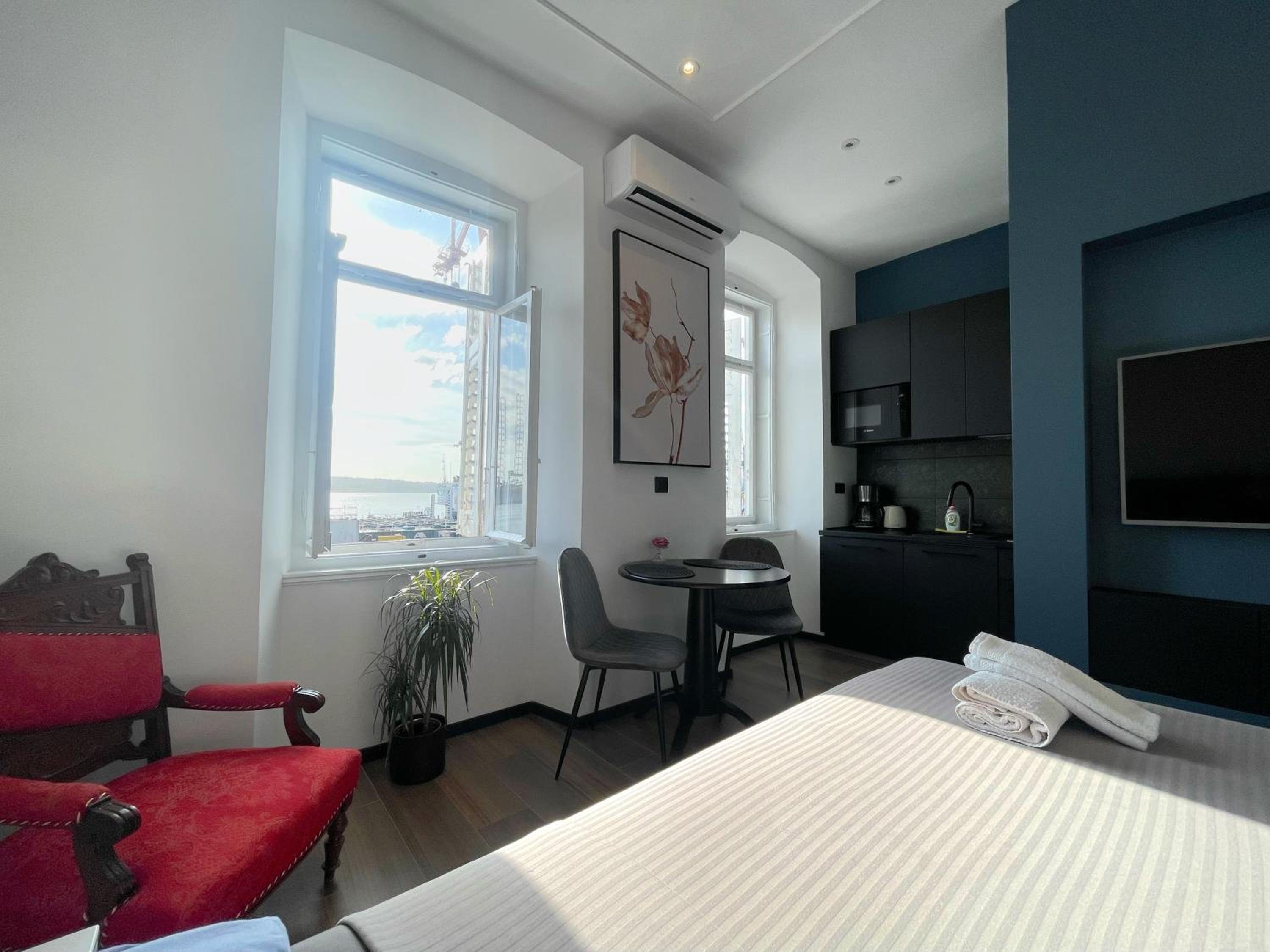 Navis city apartment view 5