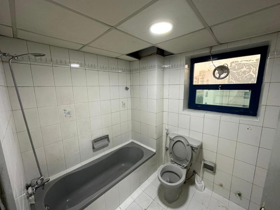 Low Priced New Residential Rooms for rent in Dubai near DAFZA Metro Station
