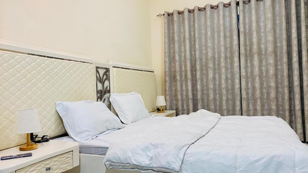 Low Priced New Residential Rooms for rent in Dubai near DAFZA Metro Station