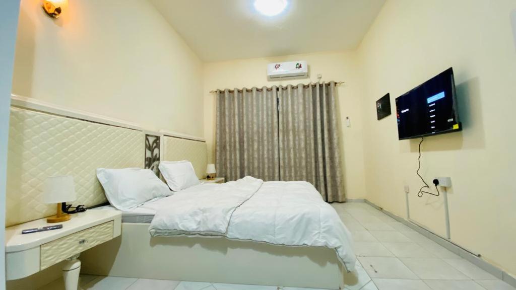 Low Priced New Residential Rooms for rent in Dubai near DAFZA Metro Station