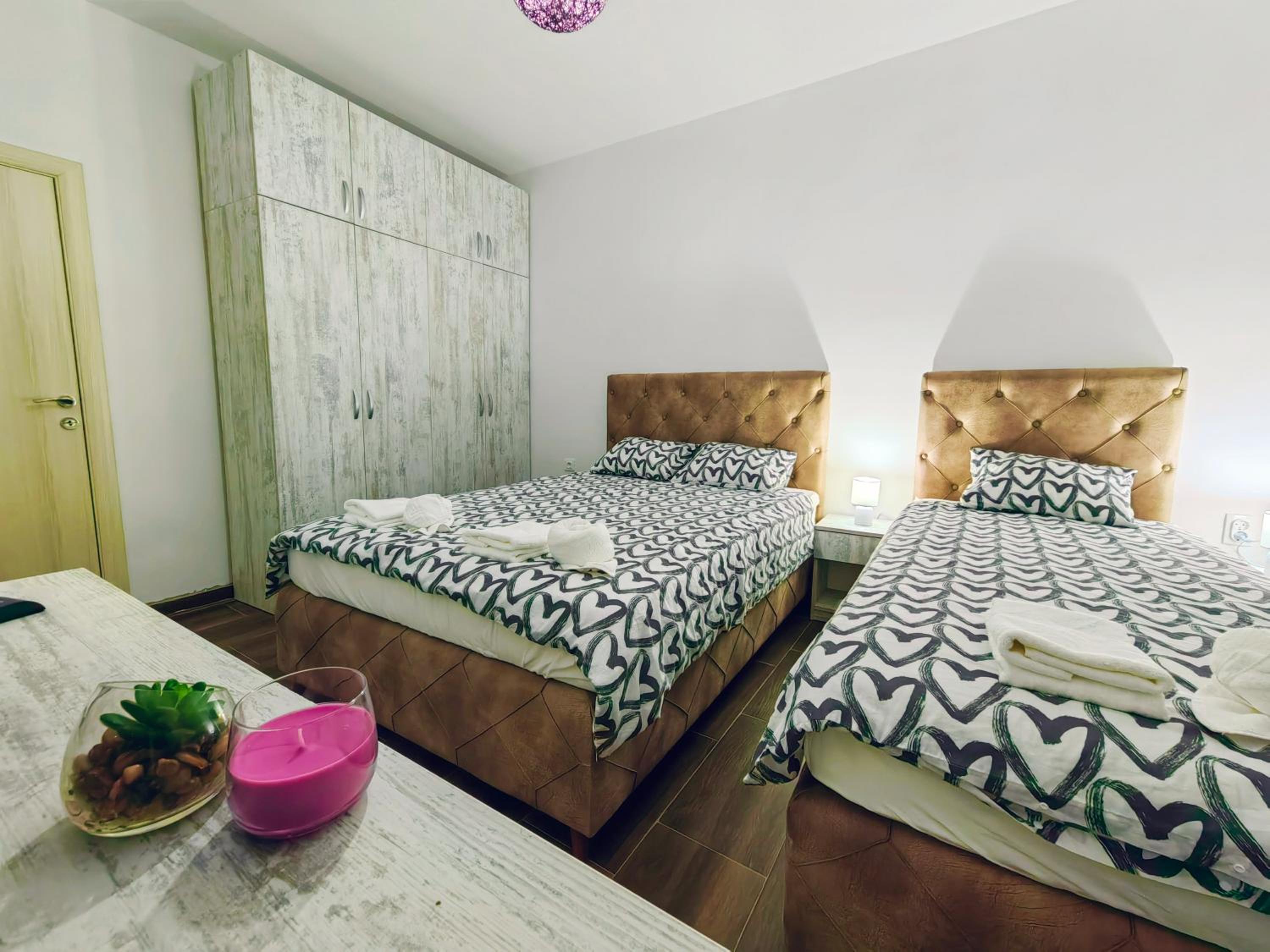Mialex apartments