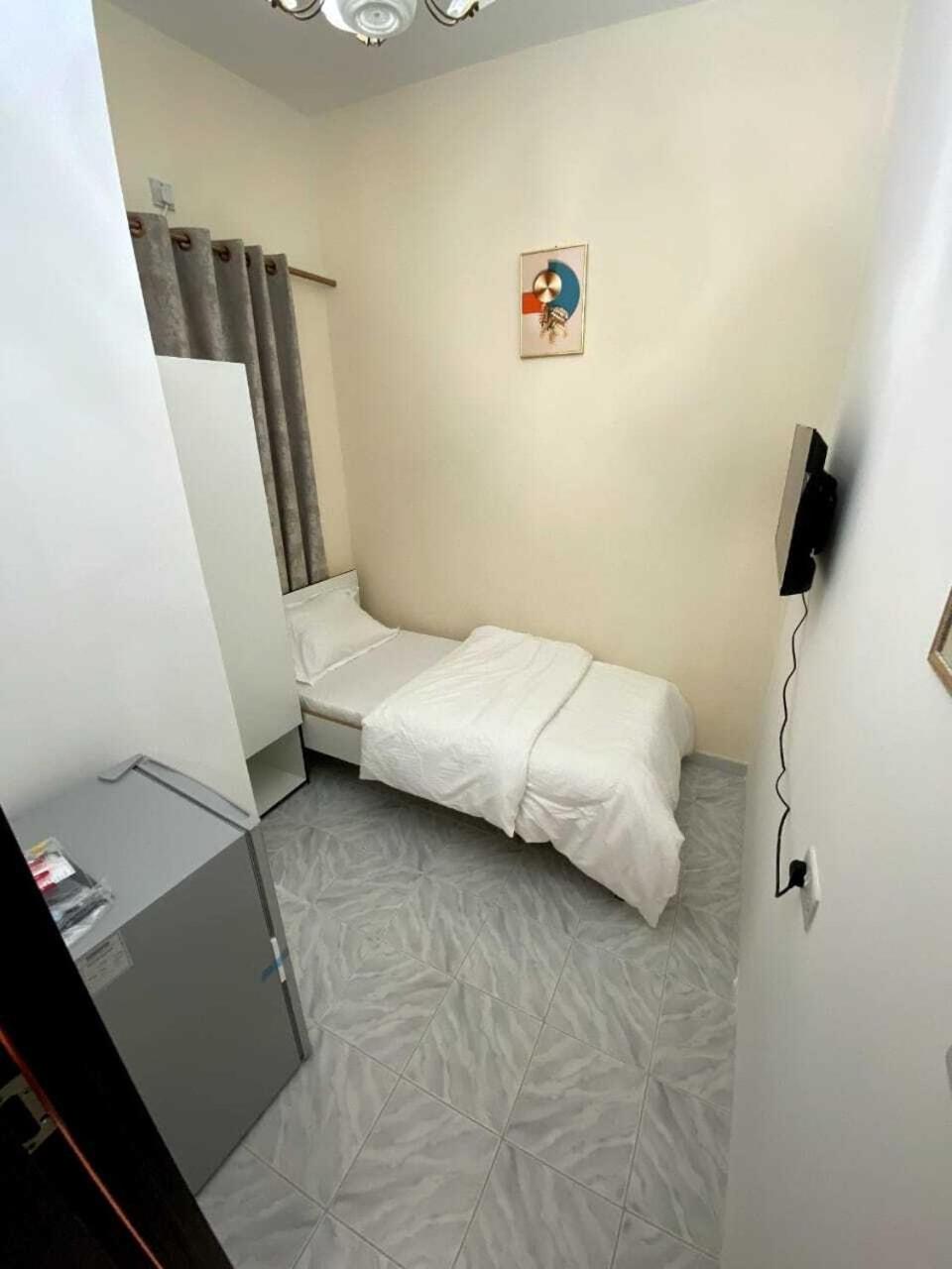Low Priced New Residential Rooms for rent in Dubai near DAFZA Metro Station