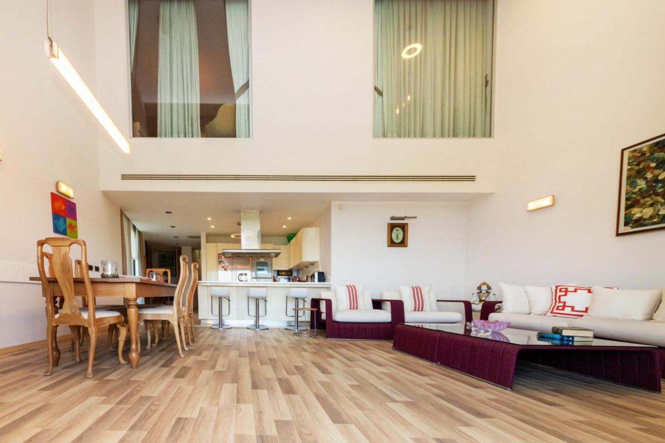 Regal Home with Shared Pool near Beach in Bodrum