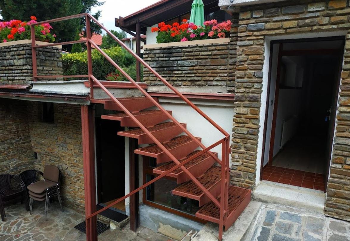 Privat L&L view 4