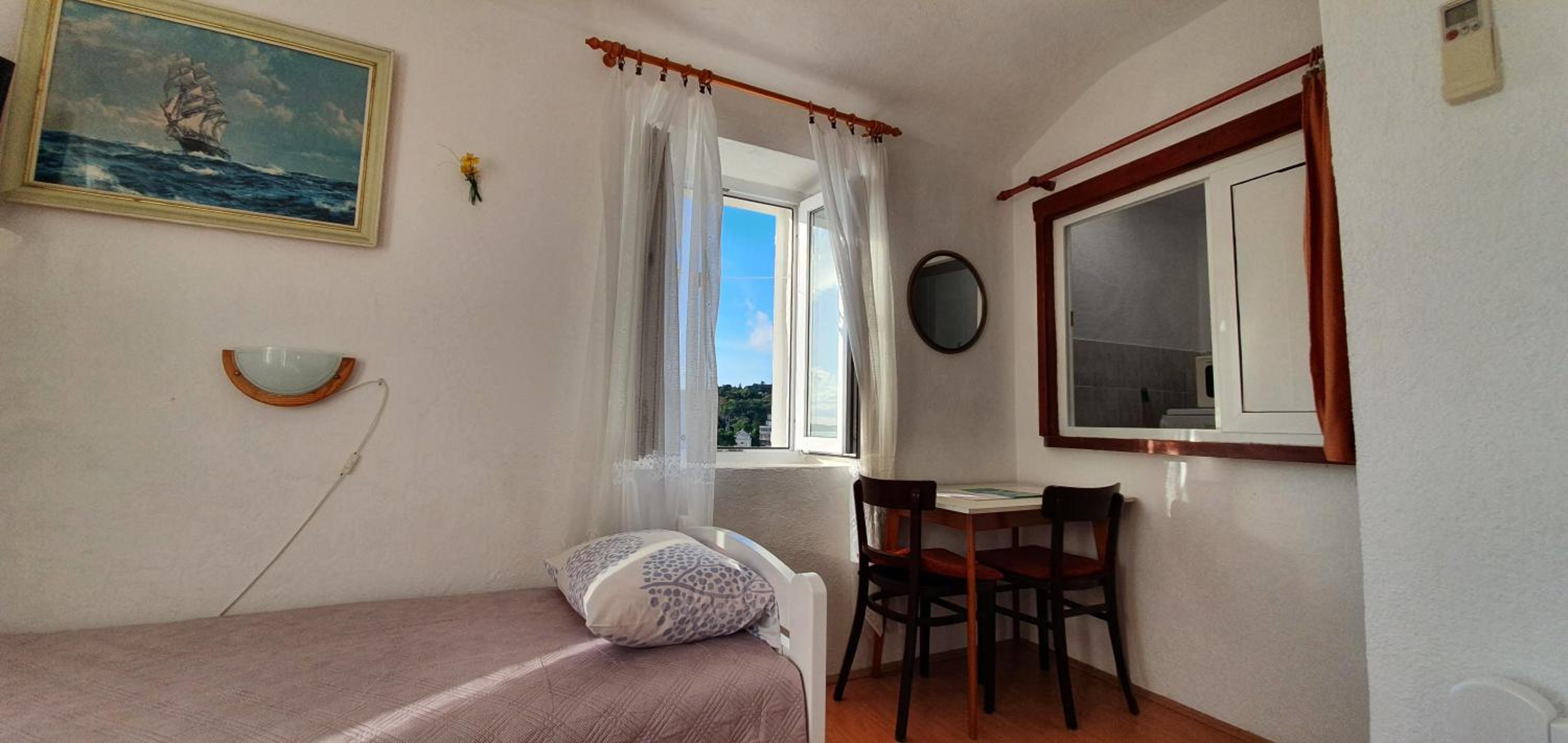 Apartments - 3 A beautiful apartment with a sea view view 5