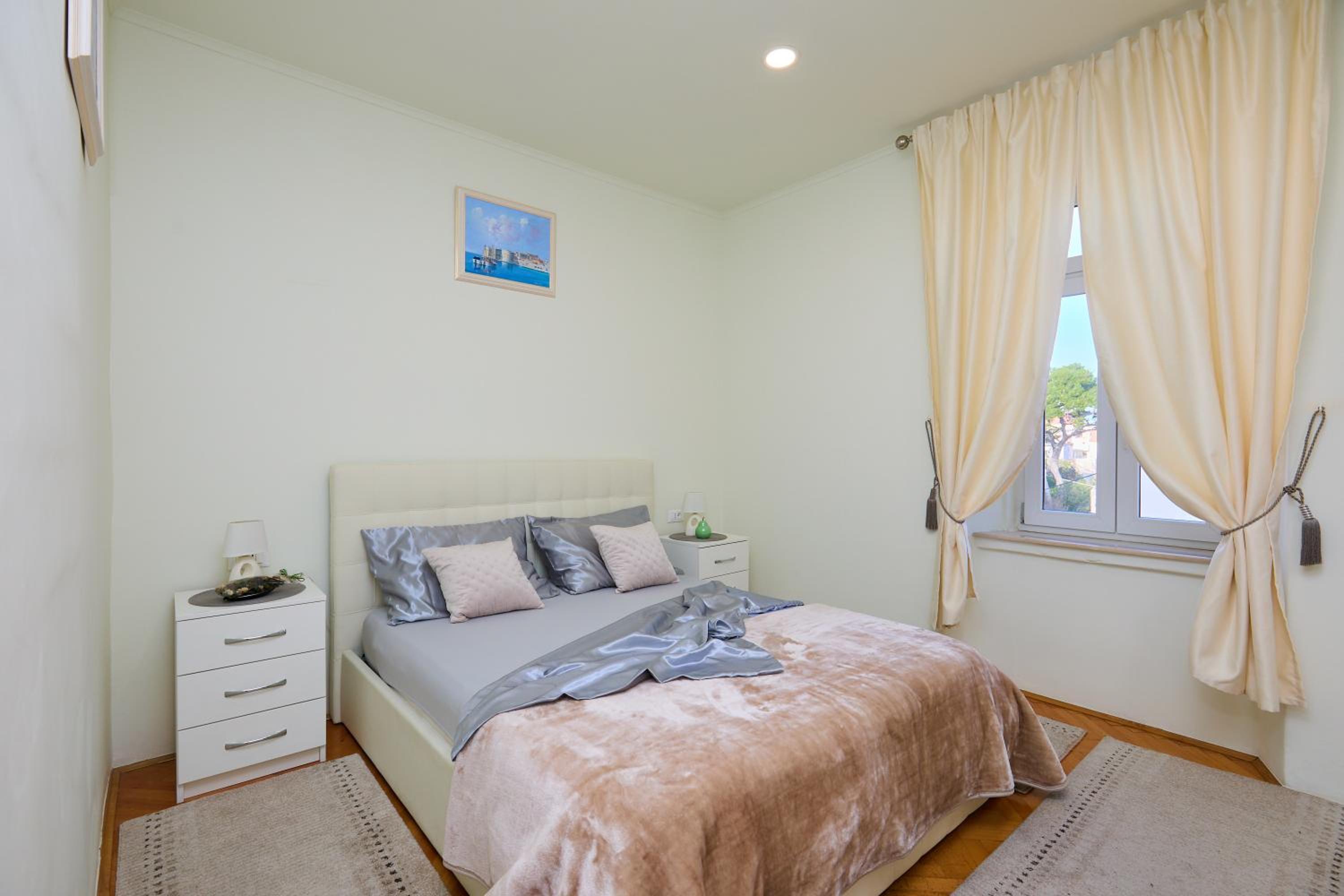 Spacious 4 Bedroom Dubrovnik Apartment