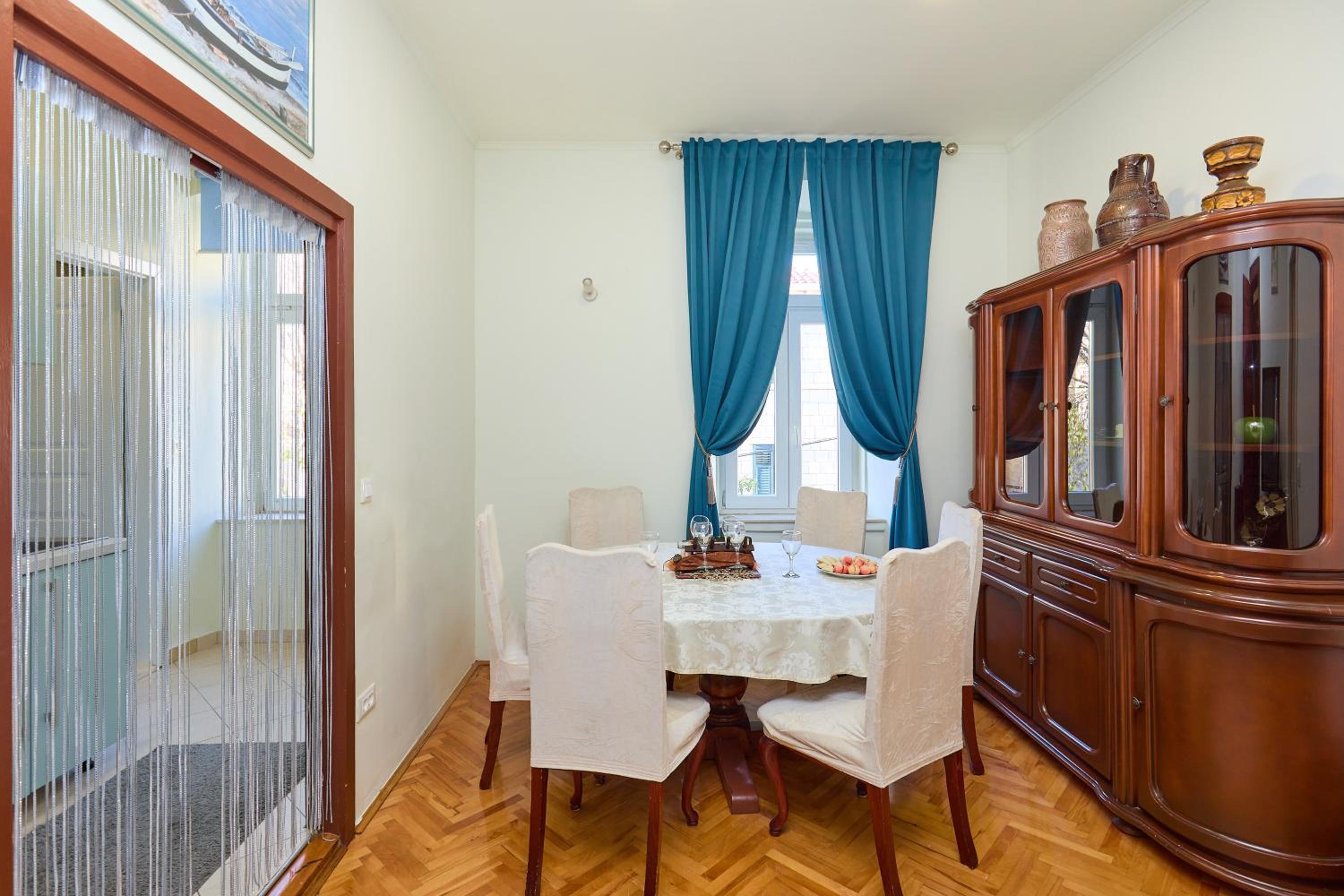 Spacious 4 Bedroom Dubrovnik Apartment