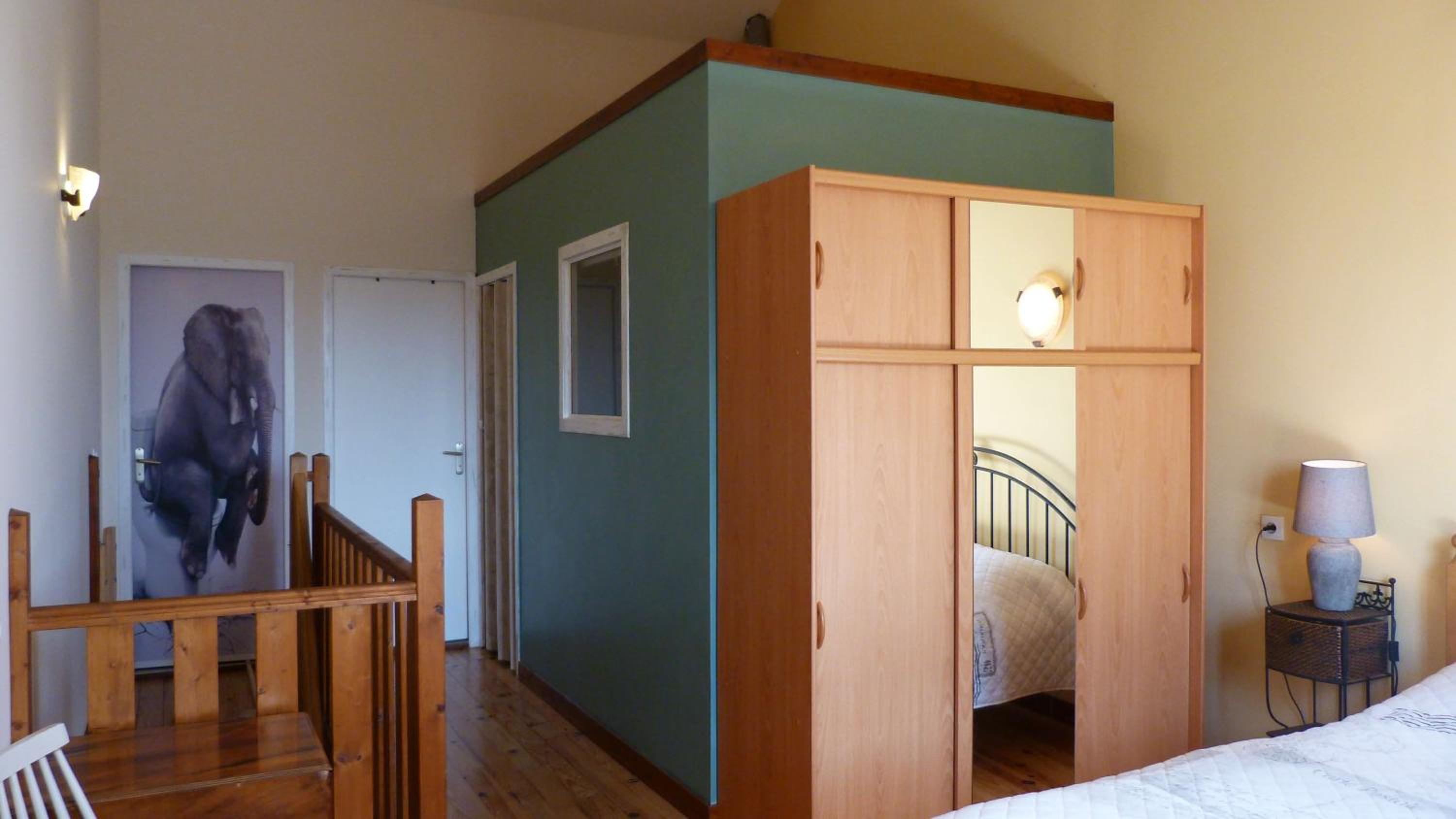 Photo 10