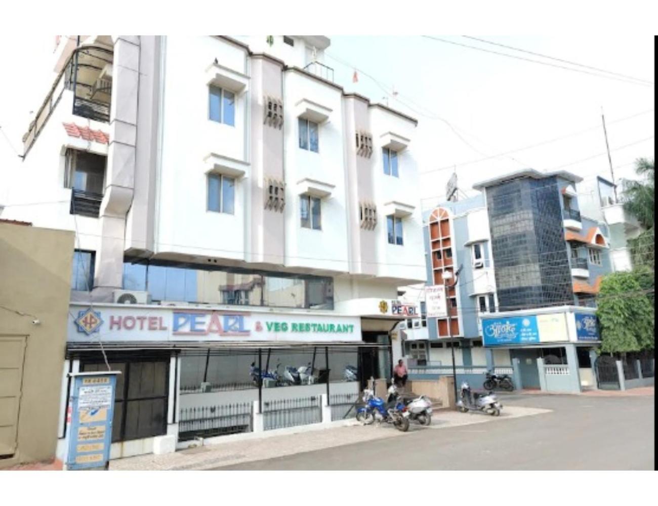 Hotel Pearl,Indore