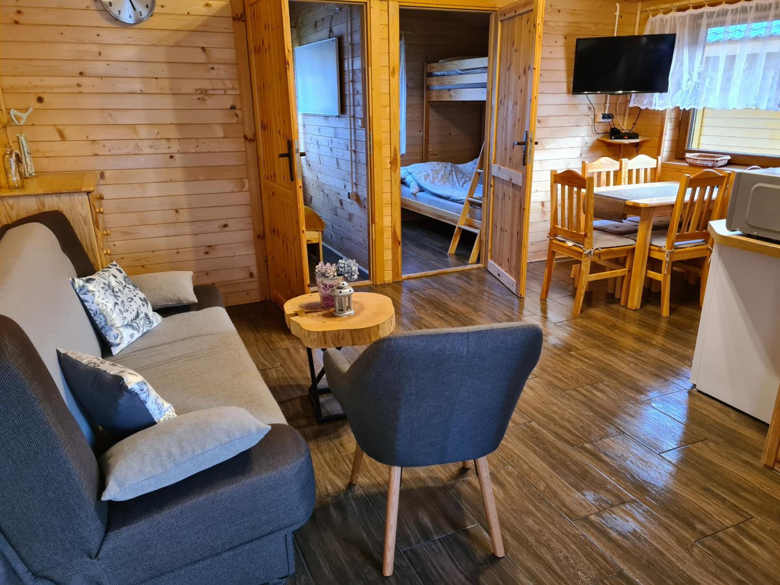 DOMKI POD ZIELONYM WZGÓRZEM view 4
