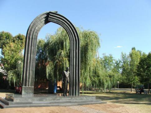 Photo 37