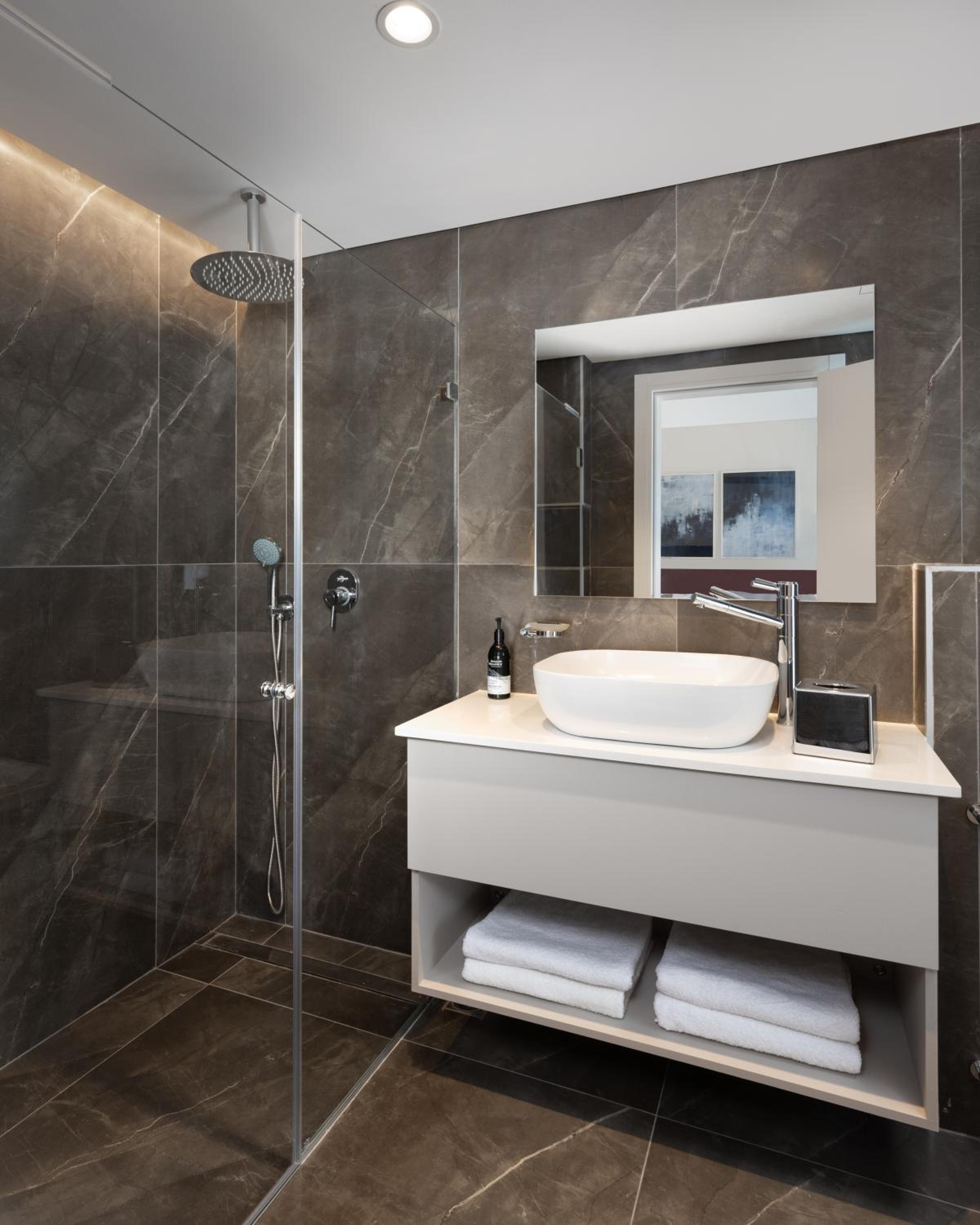 AMALON Boutique Apartments view 4