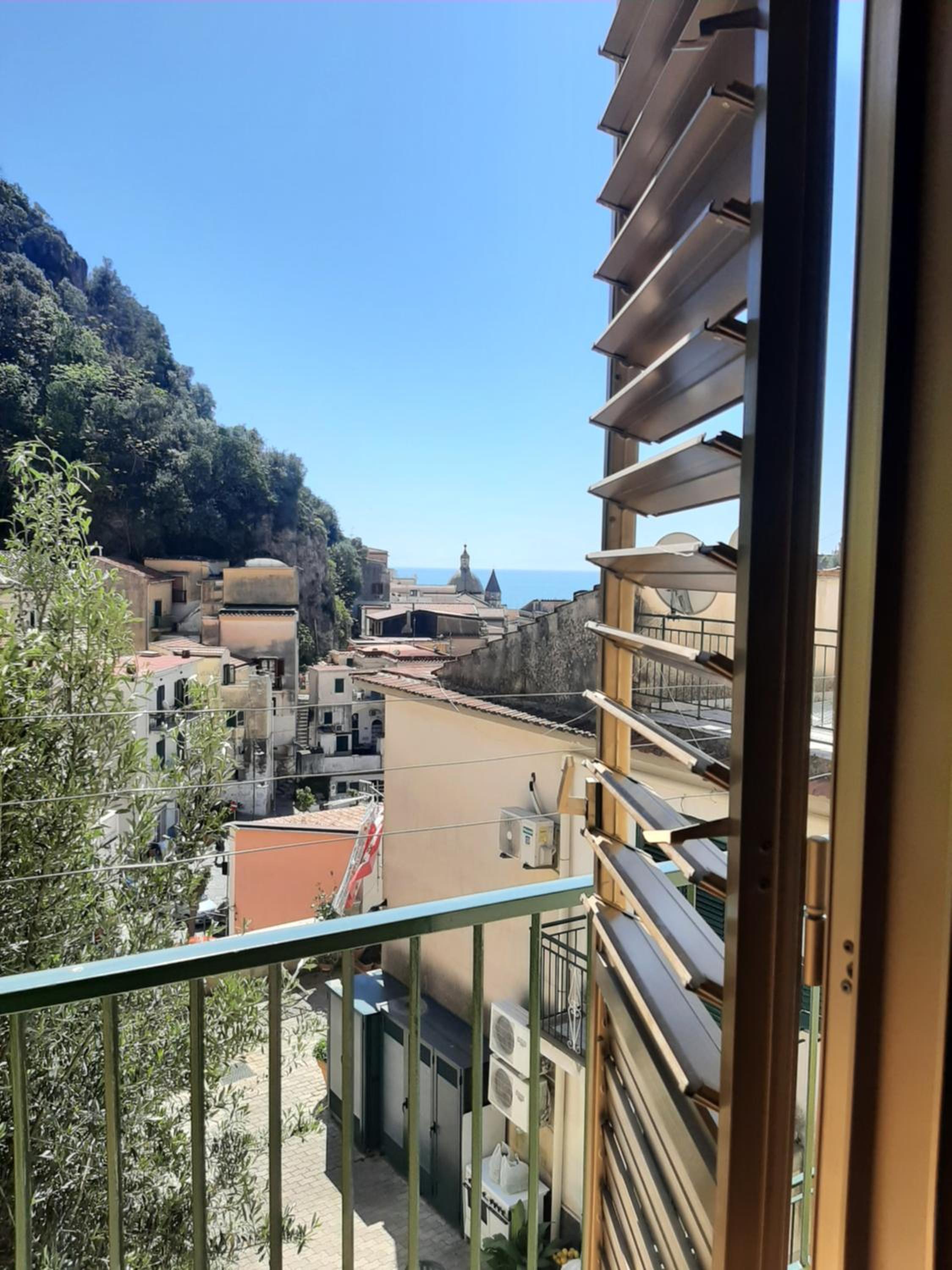 Casa Adelegigi view 3