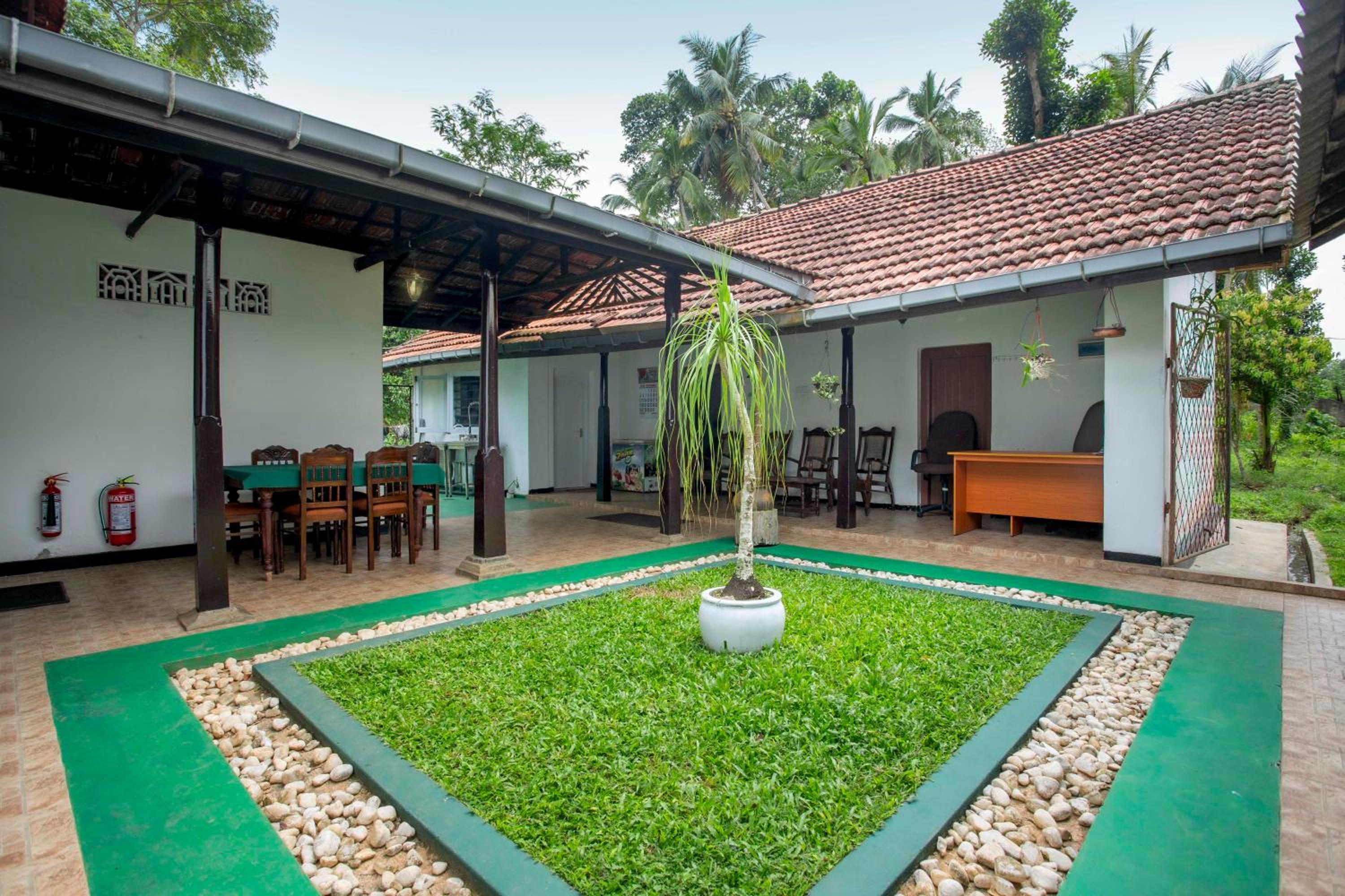 Cinnamon Estate Villa