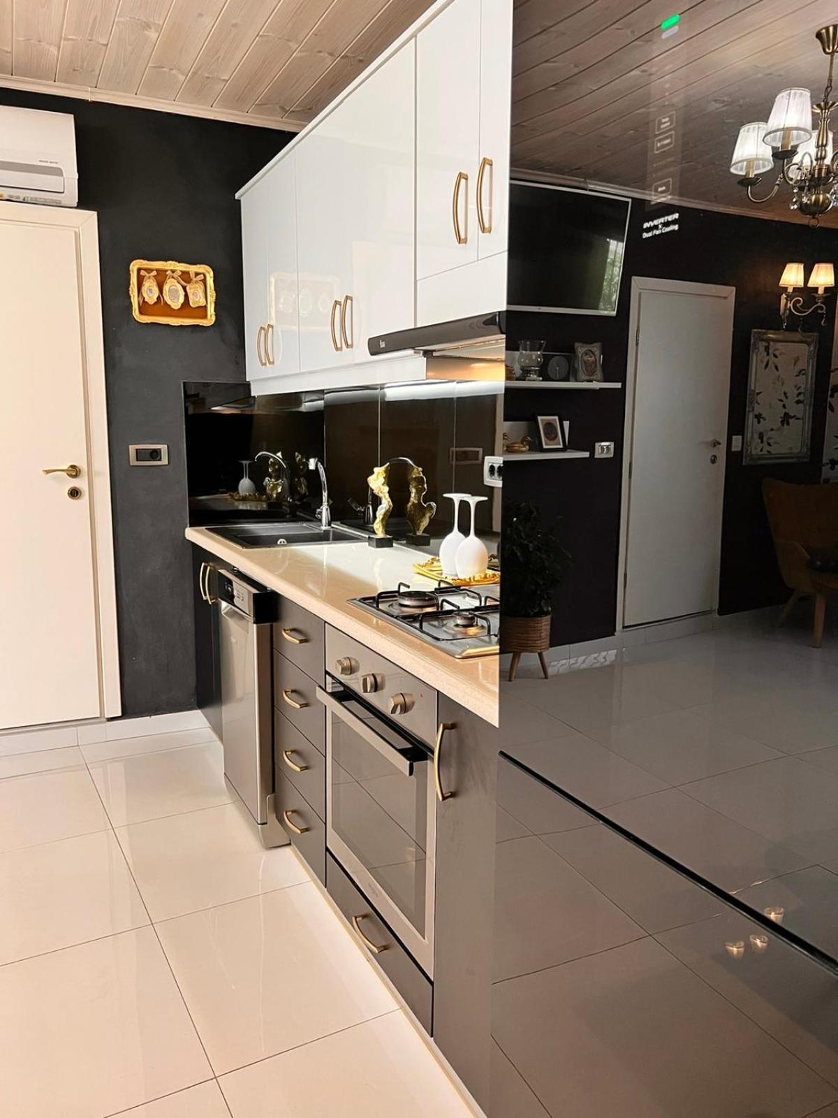 Katerina 2 Bedroom Luxury House photo 2