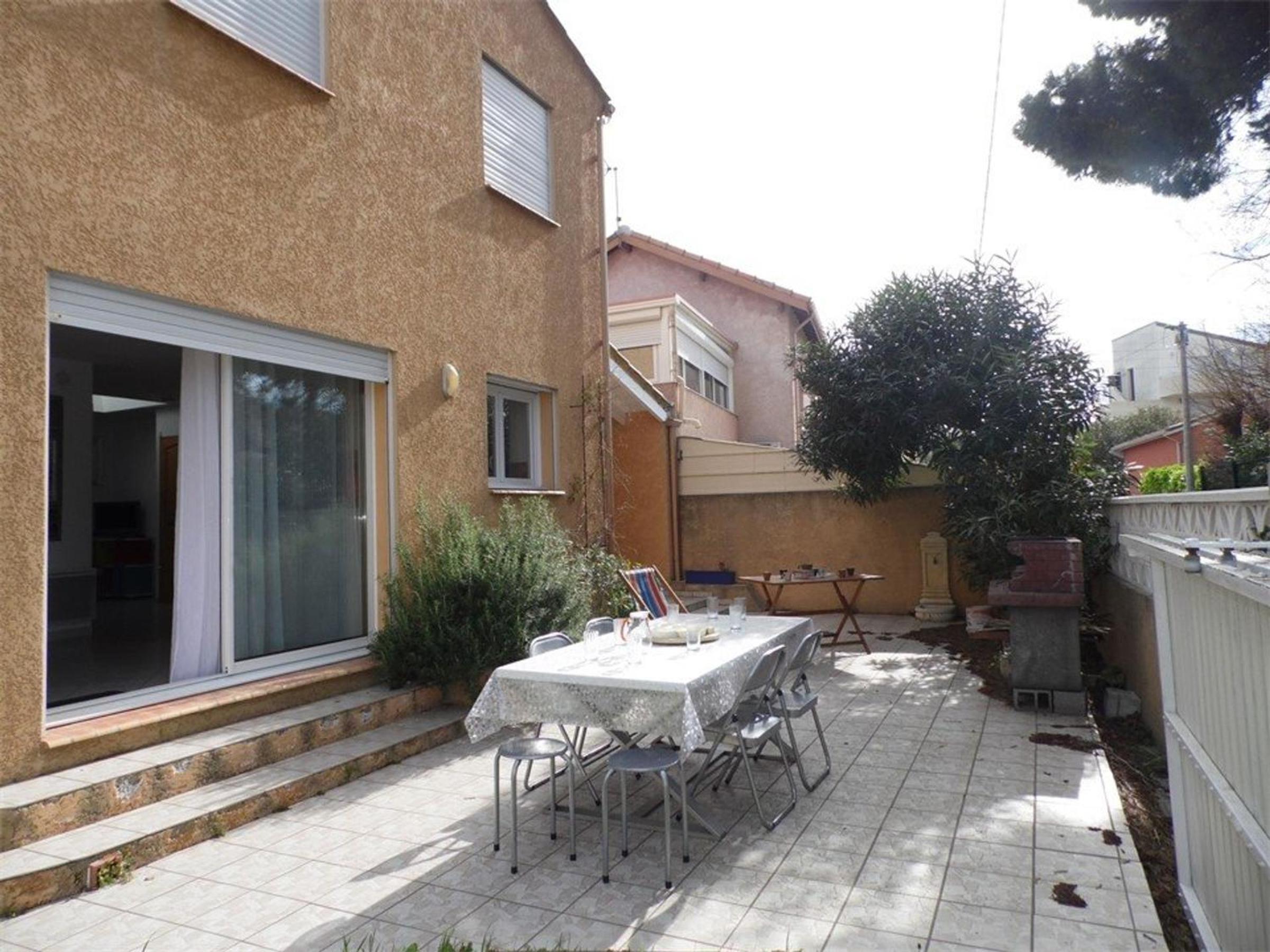 Hotel Villa 4 pièces, jardin, 8 couchages, Grau d'Agde - FR-1-423-10 - Image 1