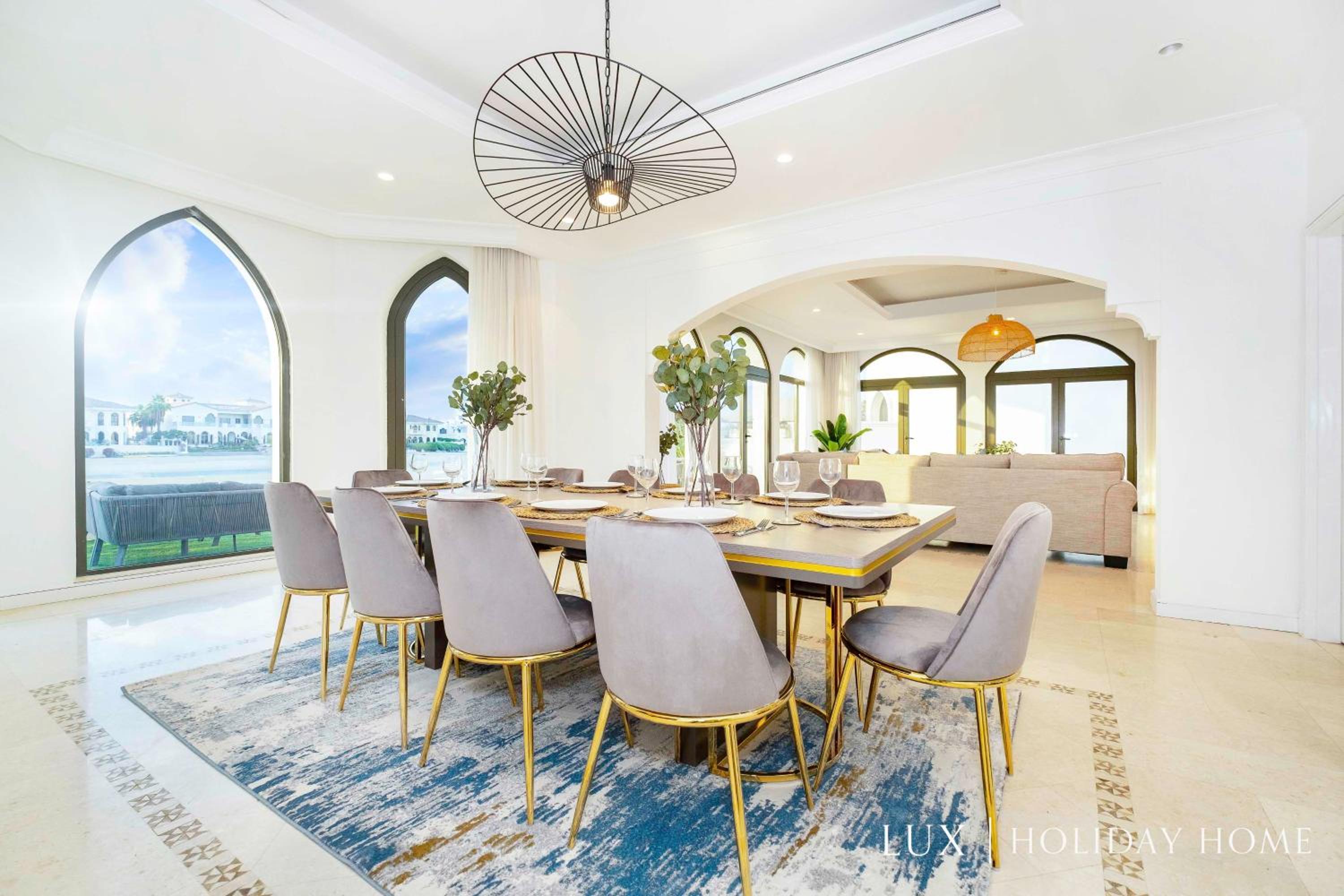 LUX The White Palm Villa