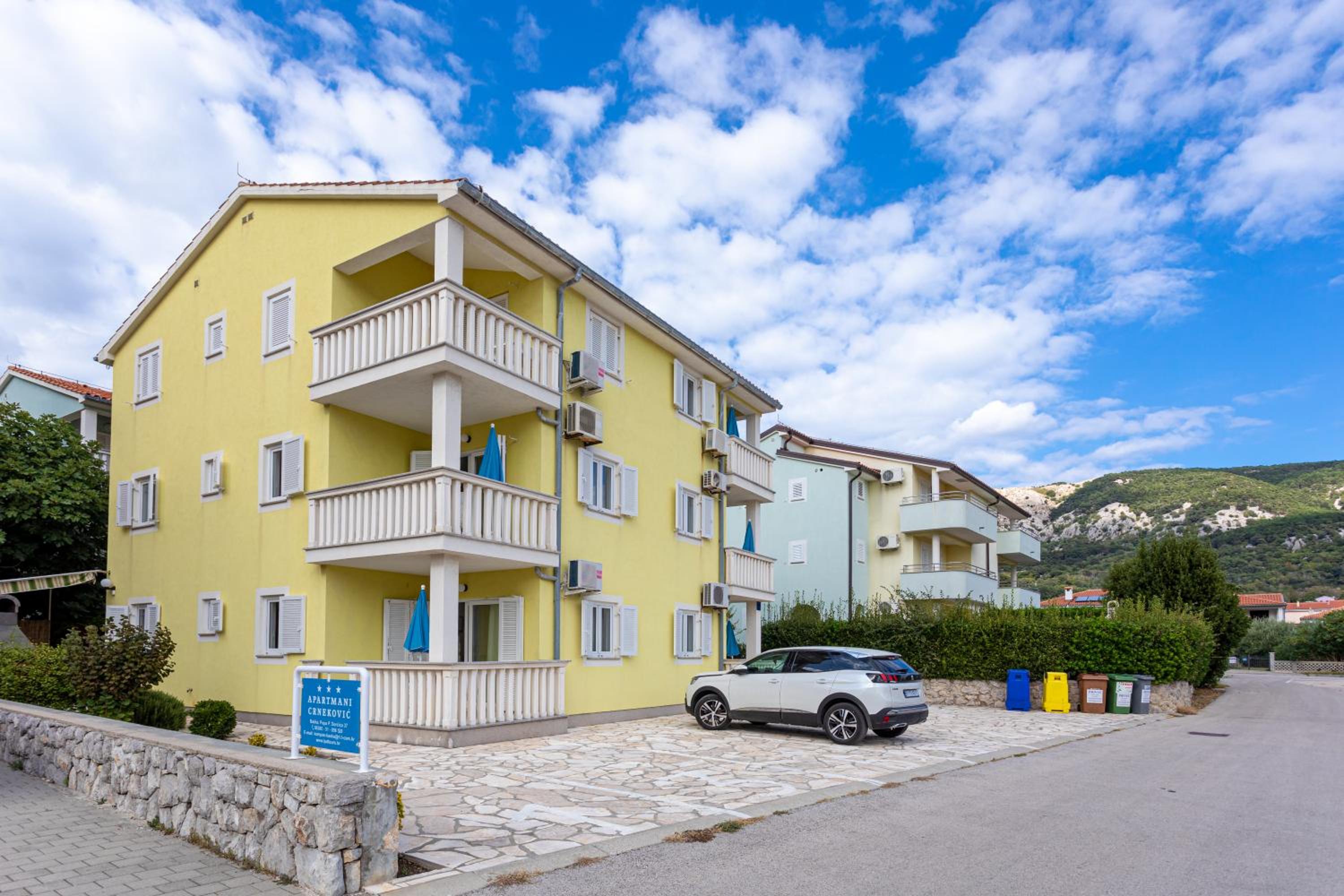 Apartments Crnekovic II Popa Dorcica view 2
