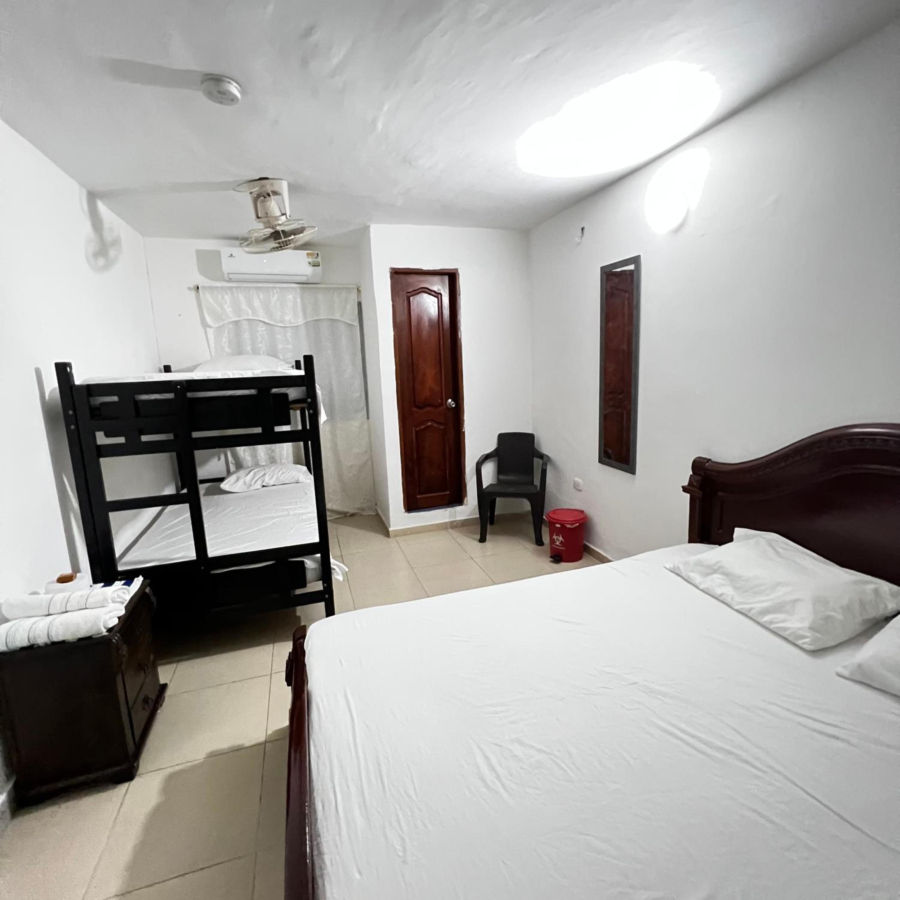 Hostal Taganga Plaza