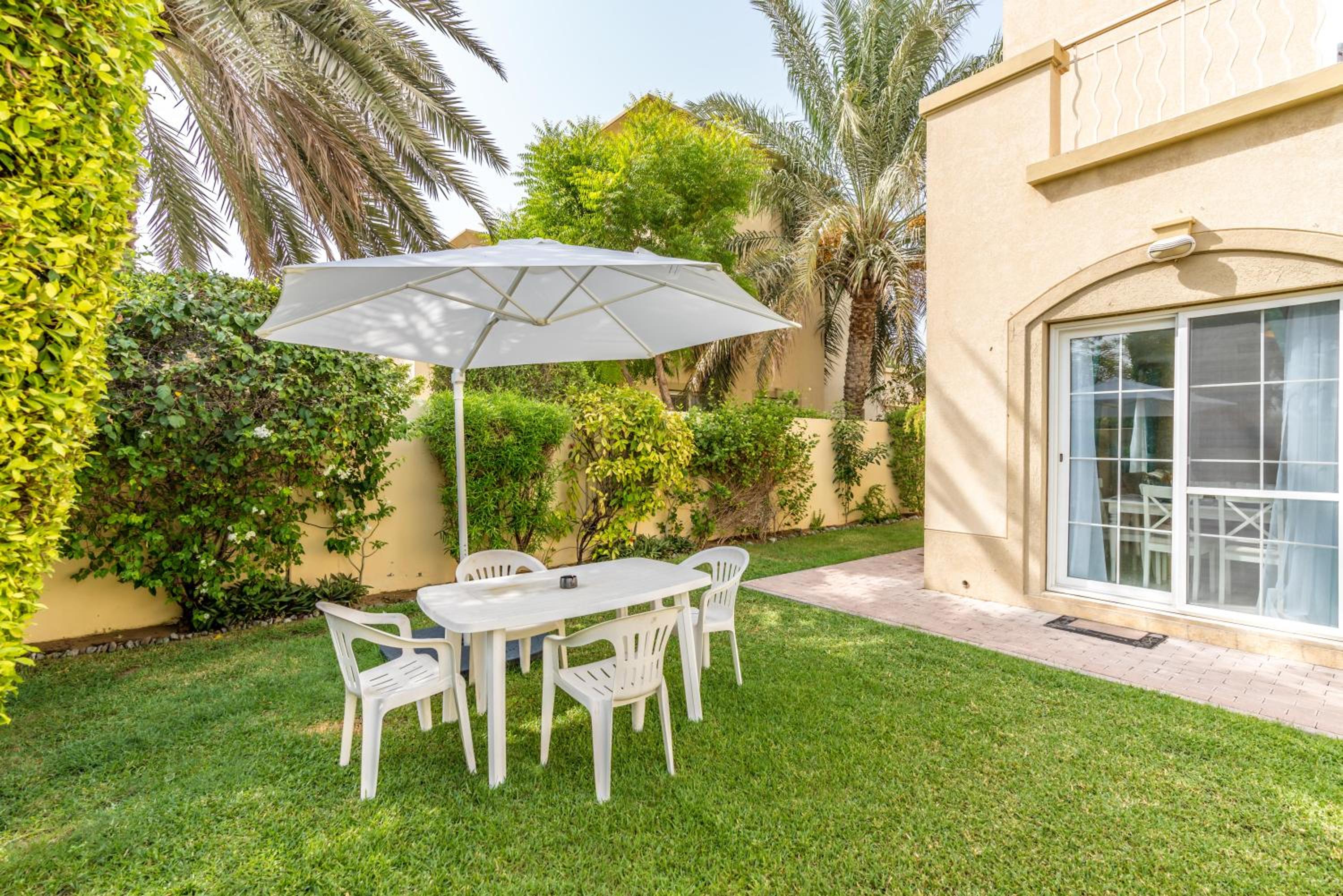 Lux BnB Springs Villa Private Garden