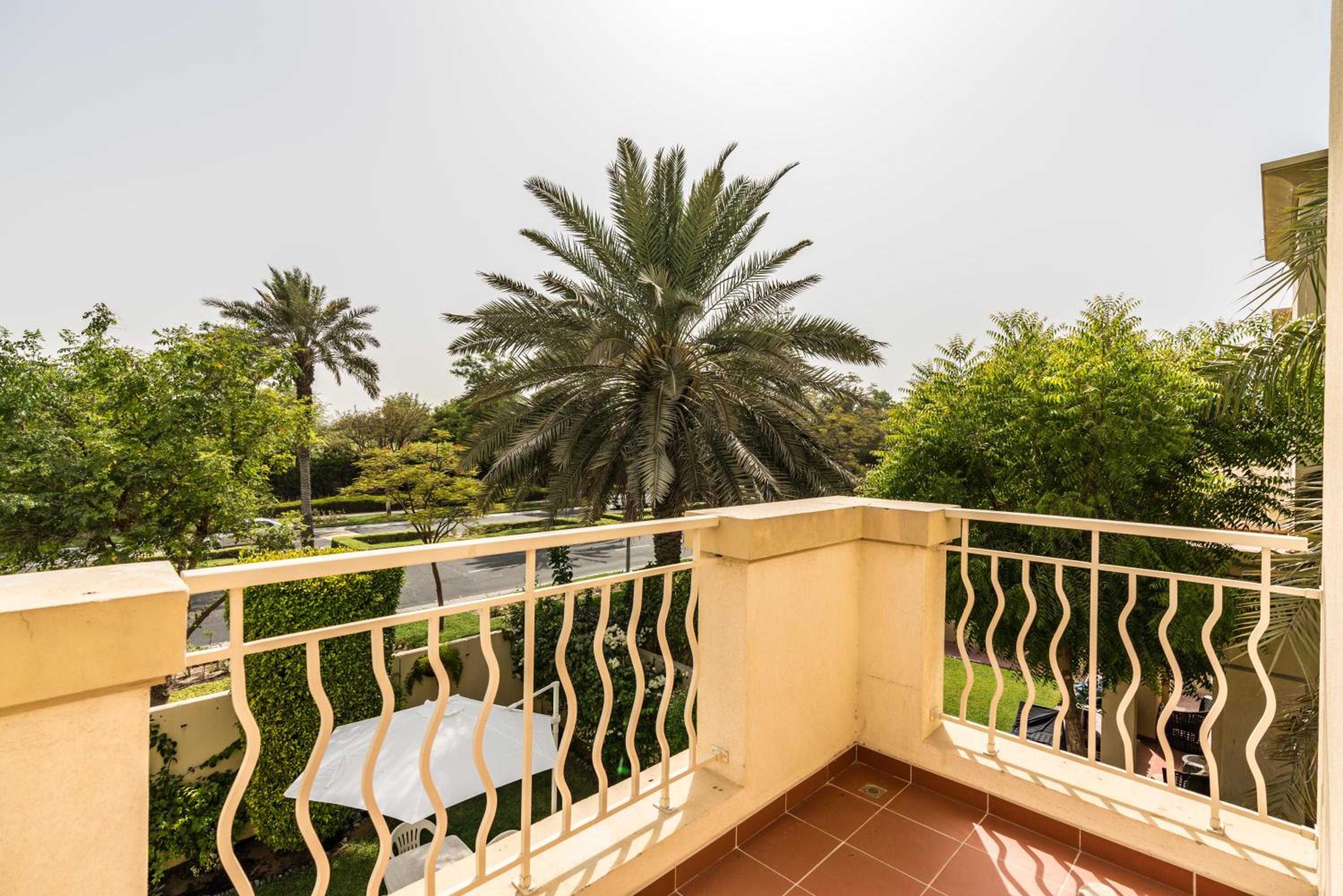 Lux BnB Springs Villa Private Garden