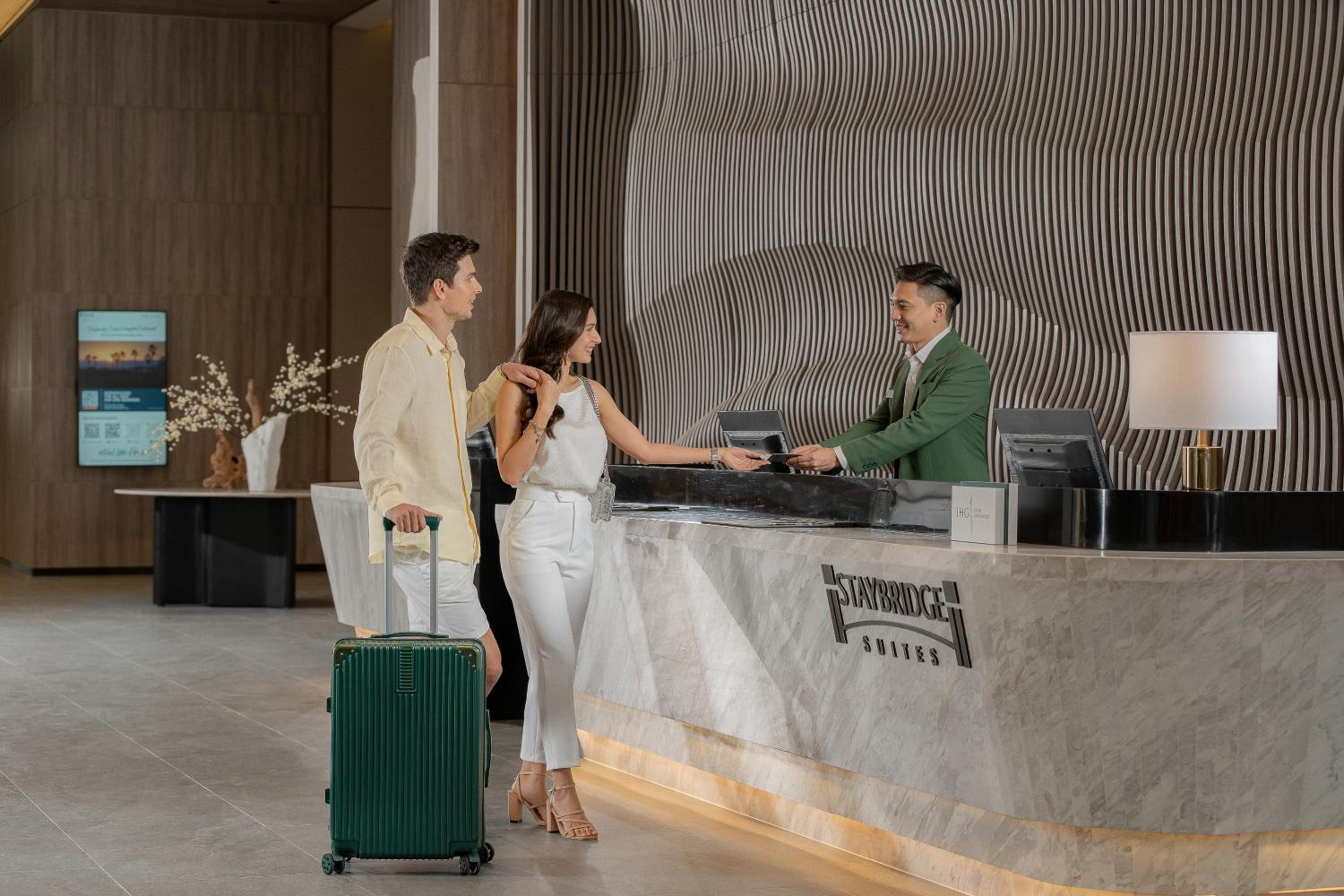 Staybridge Suites Bangkok Sukhumvit by IHG 11