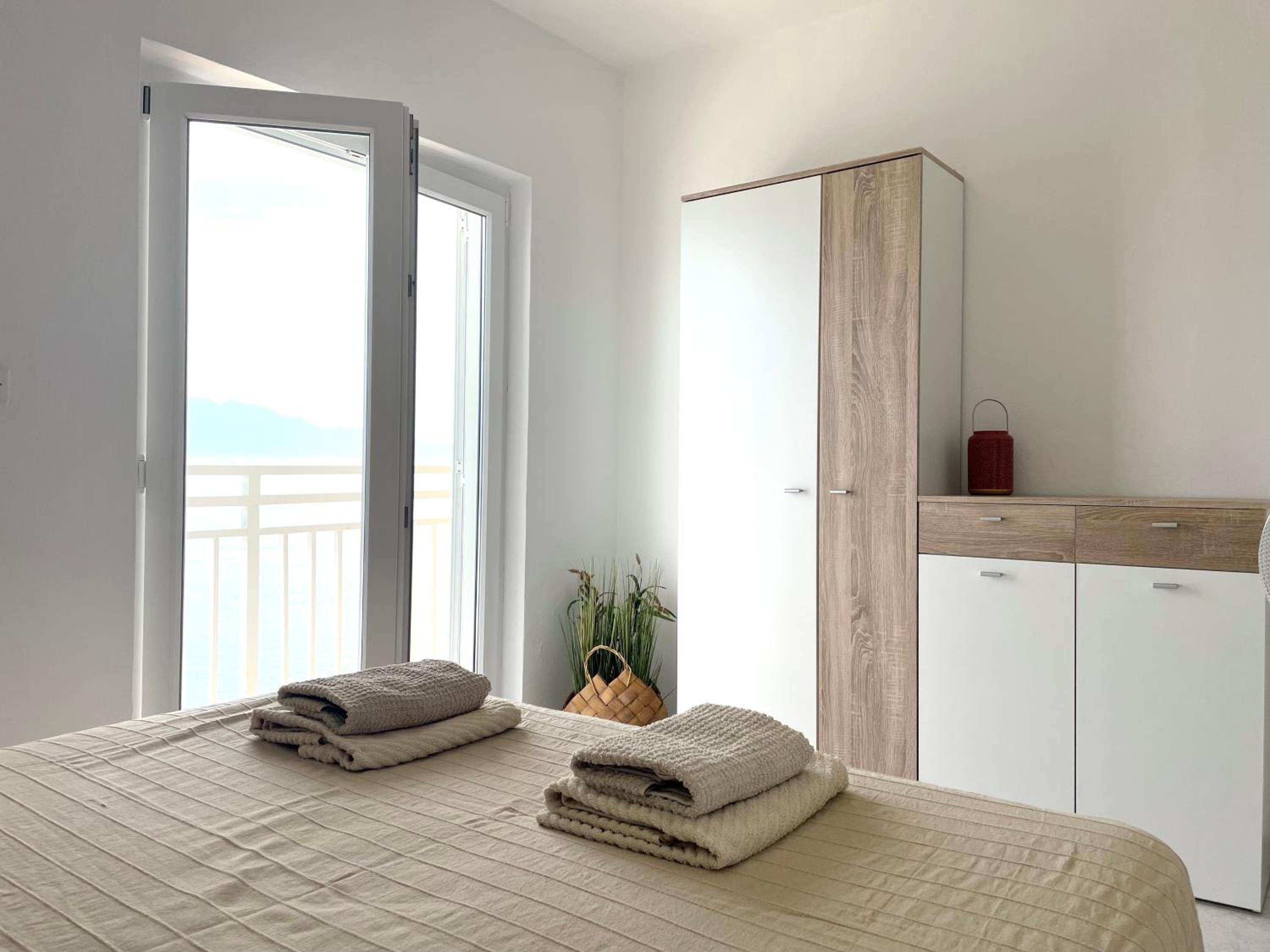Apartment Villa Waterfront view 4