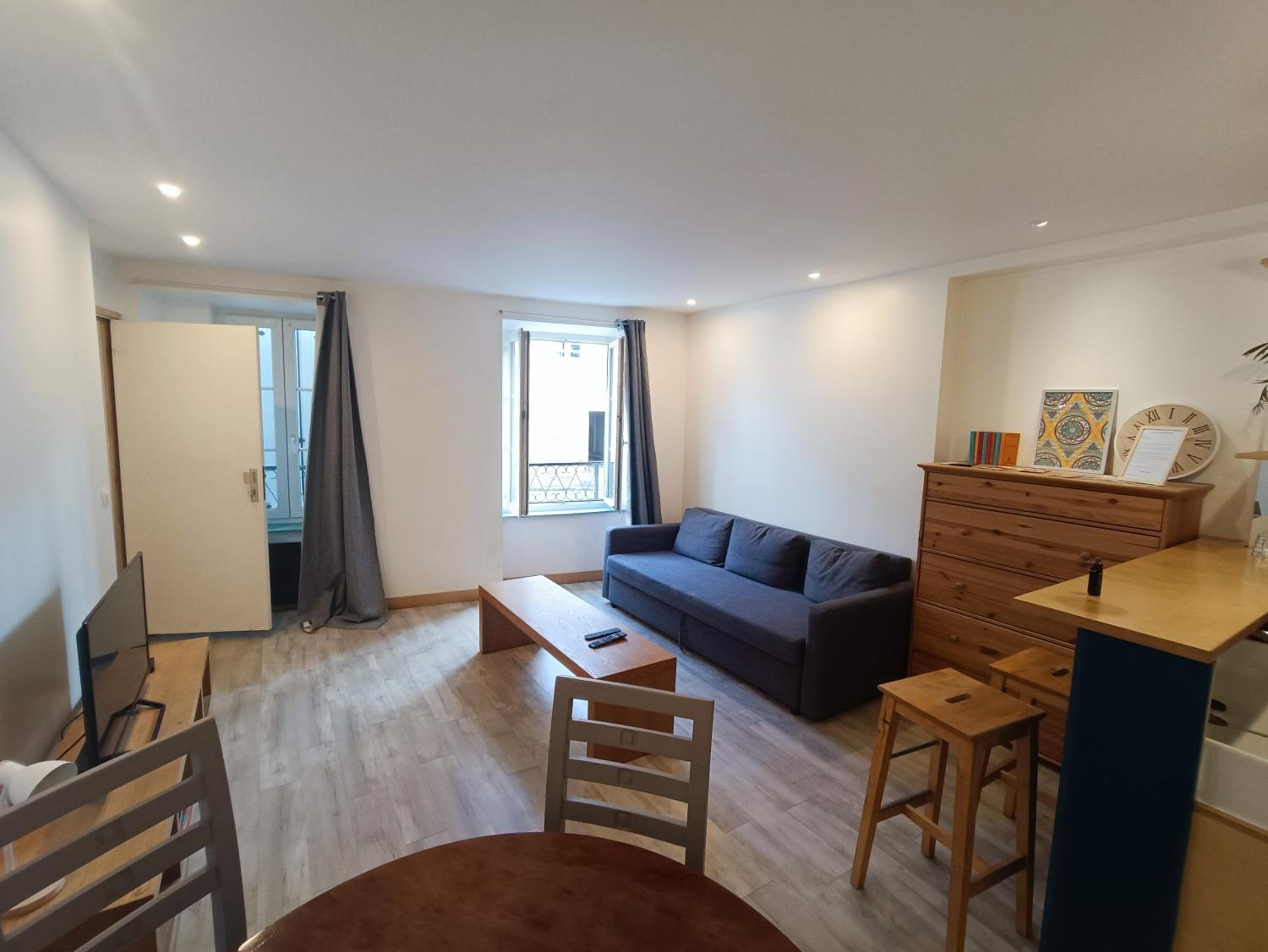 Tournan en Brie, centre ville, superbe appartement view 2