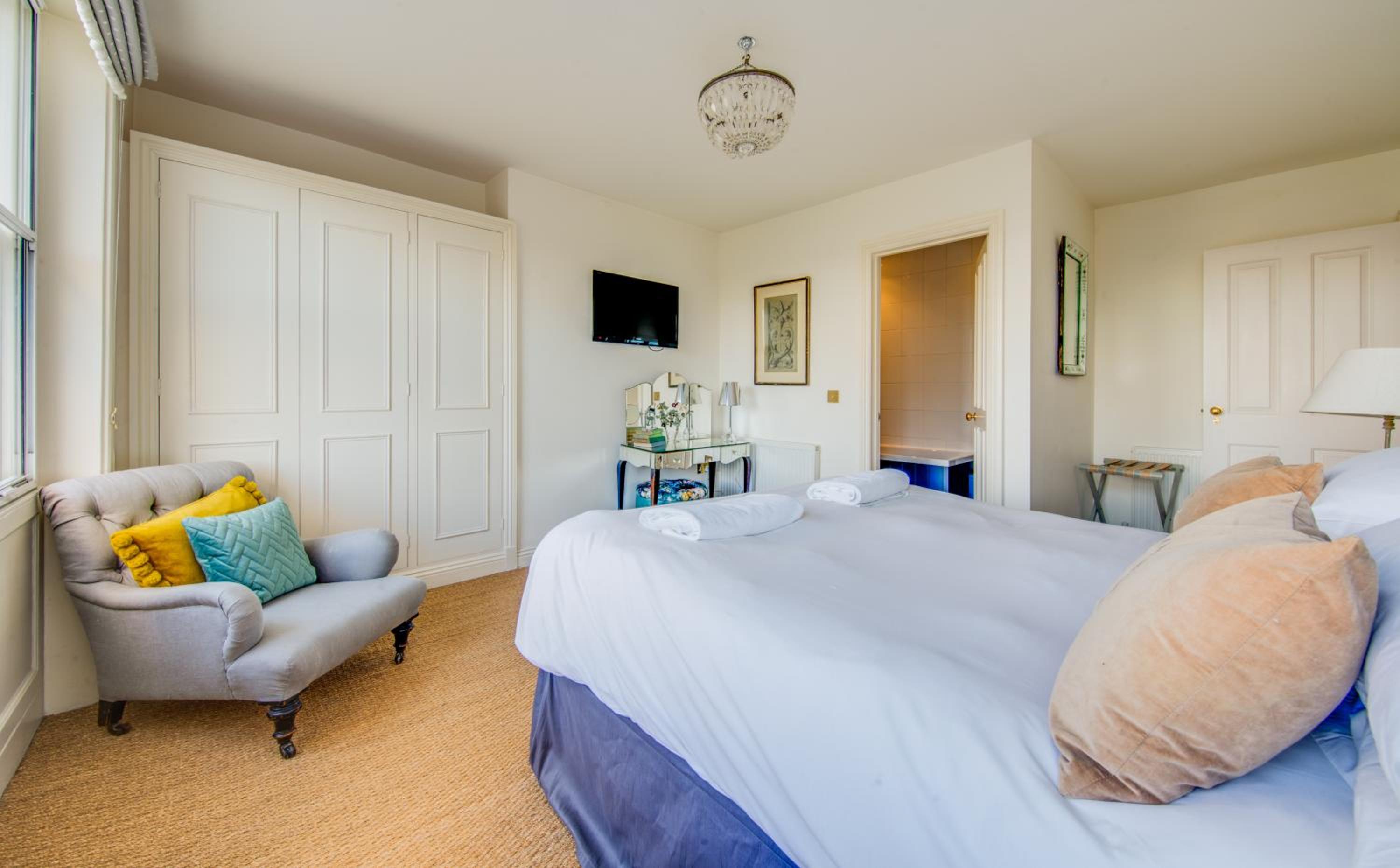 Montpellier Townhouse