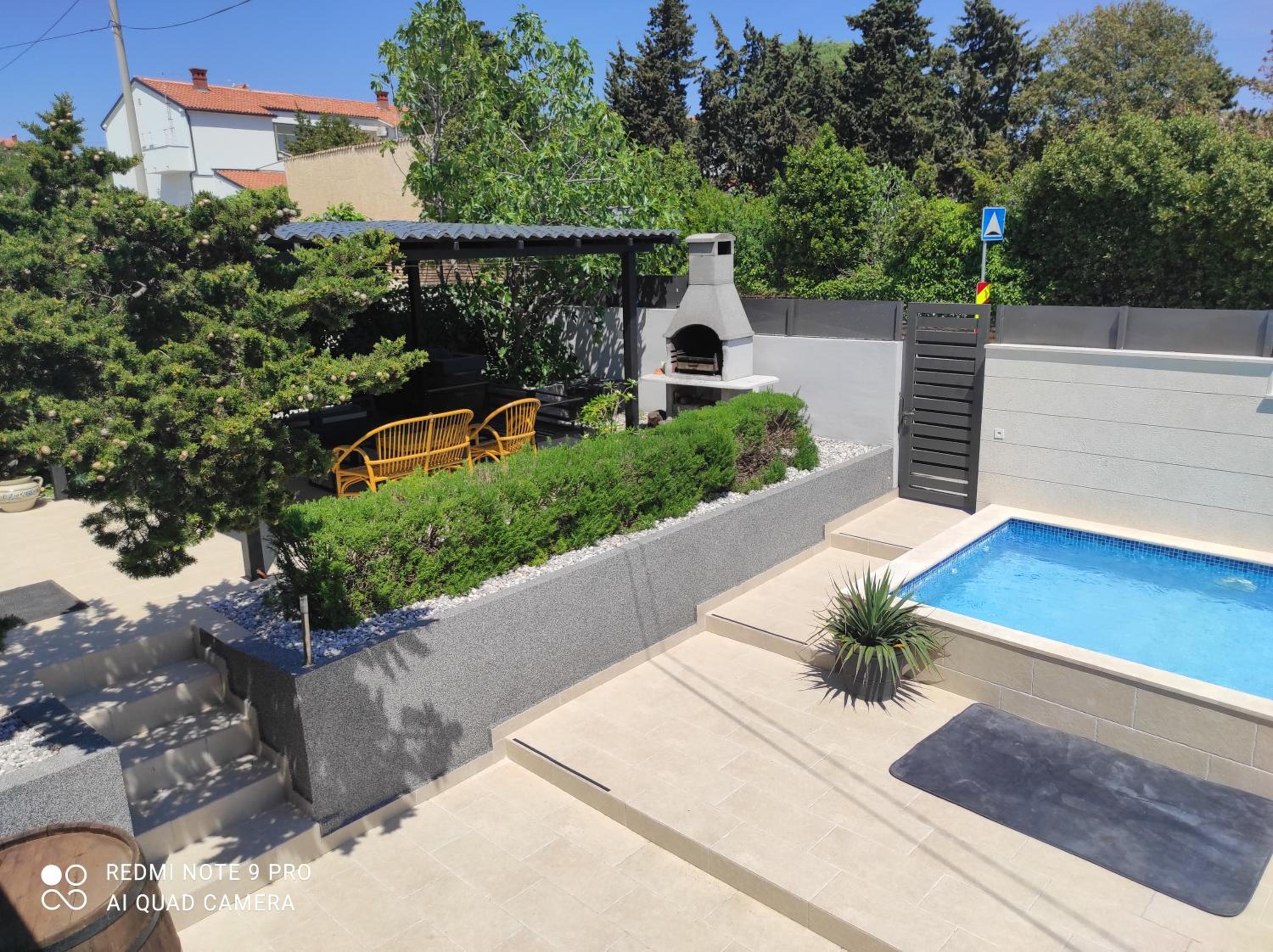 HOUSE ZOYA view 3