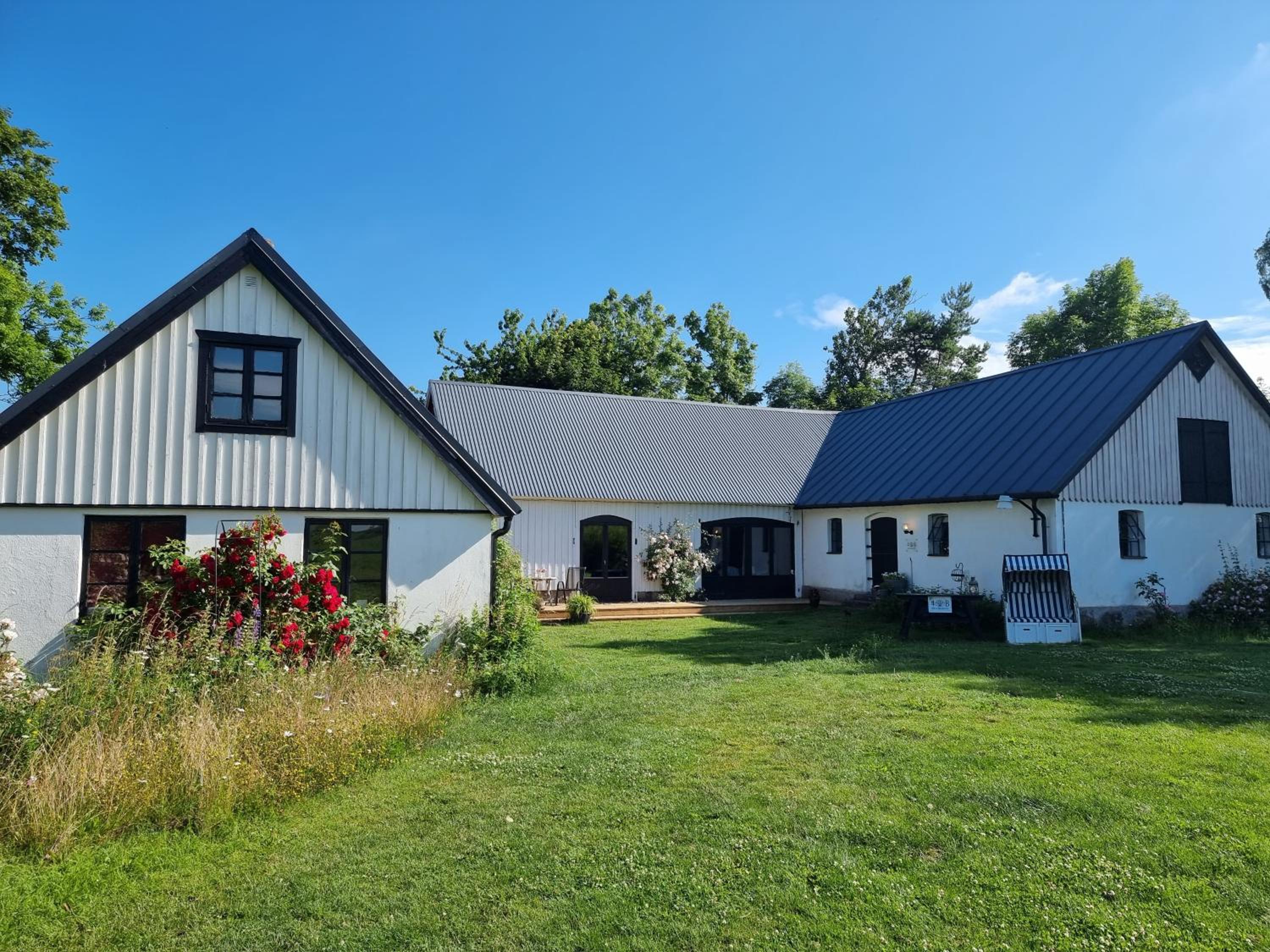 4B Österlen Bed & Breakfast view 2
