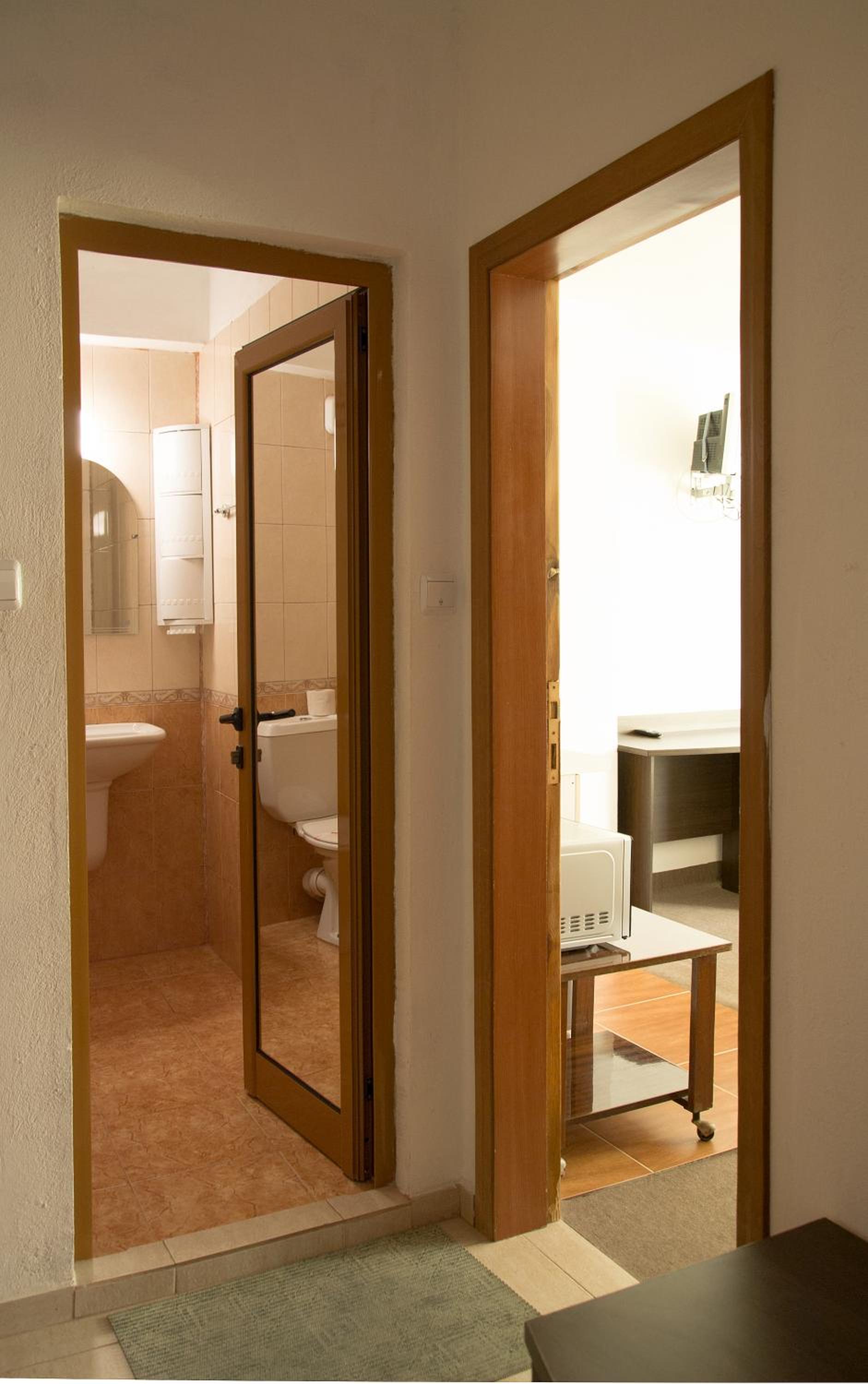 Paunovi Guest House