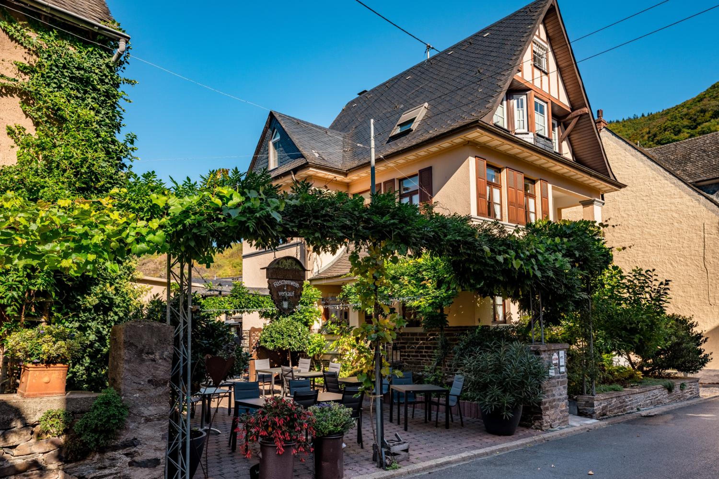Ferienweingut Villa Hausmann