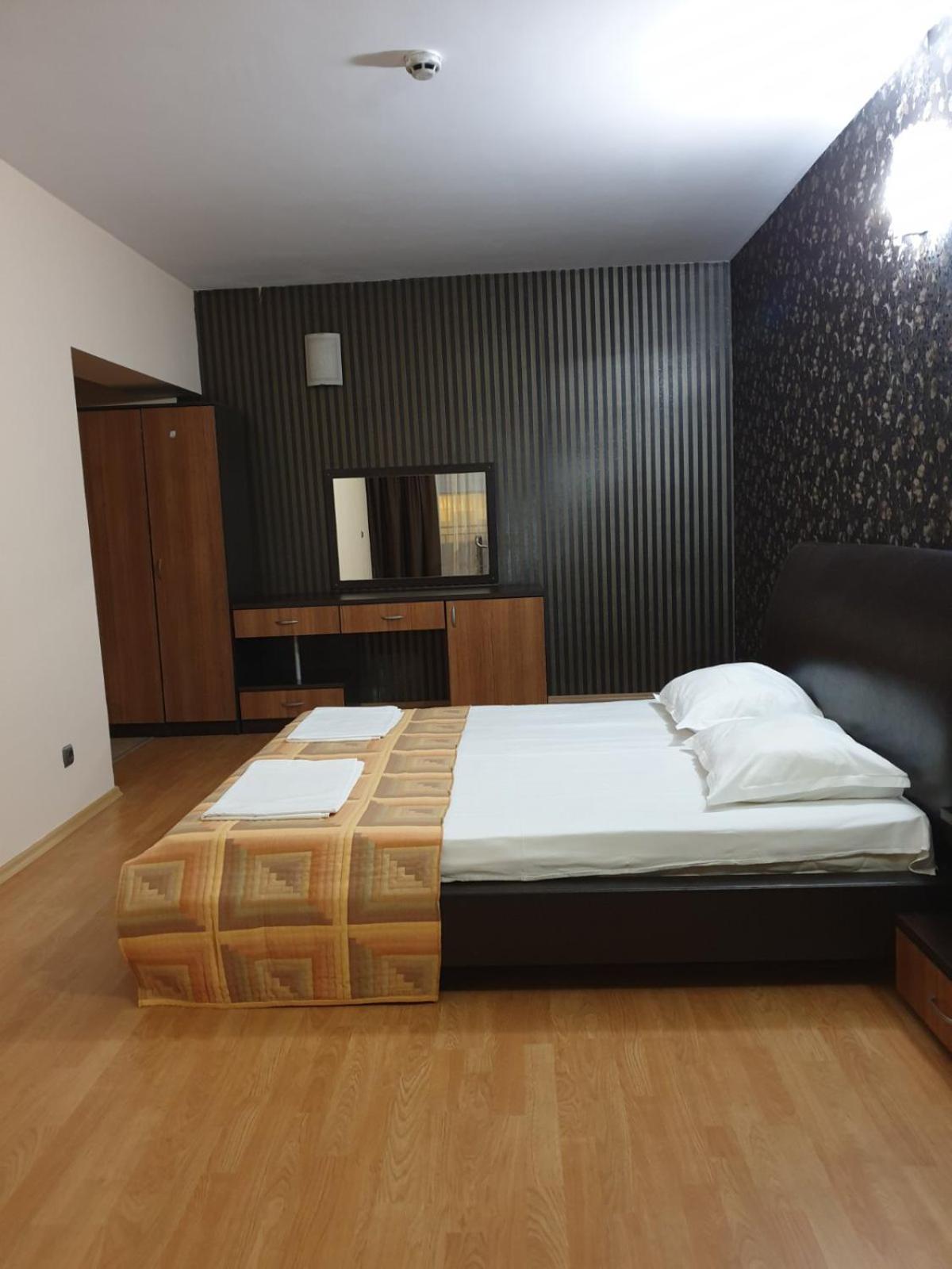 Guest House California