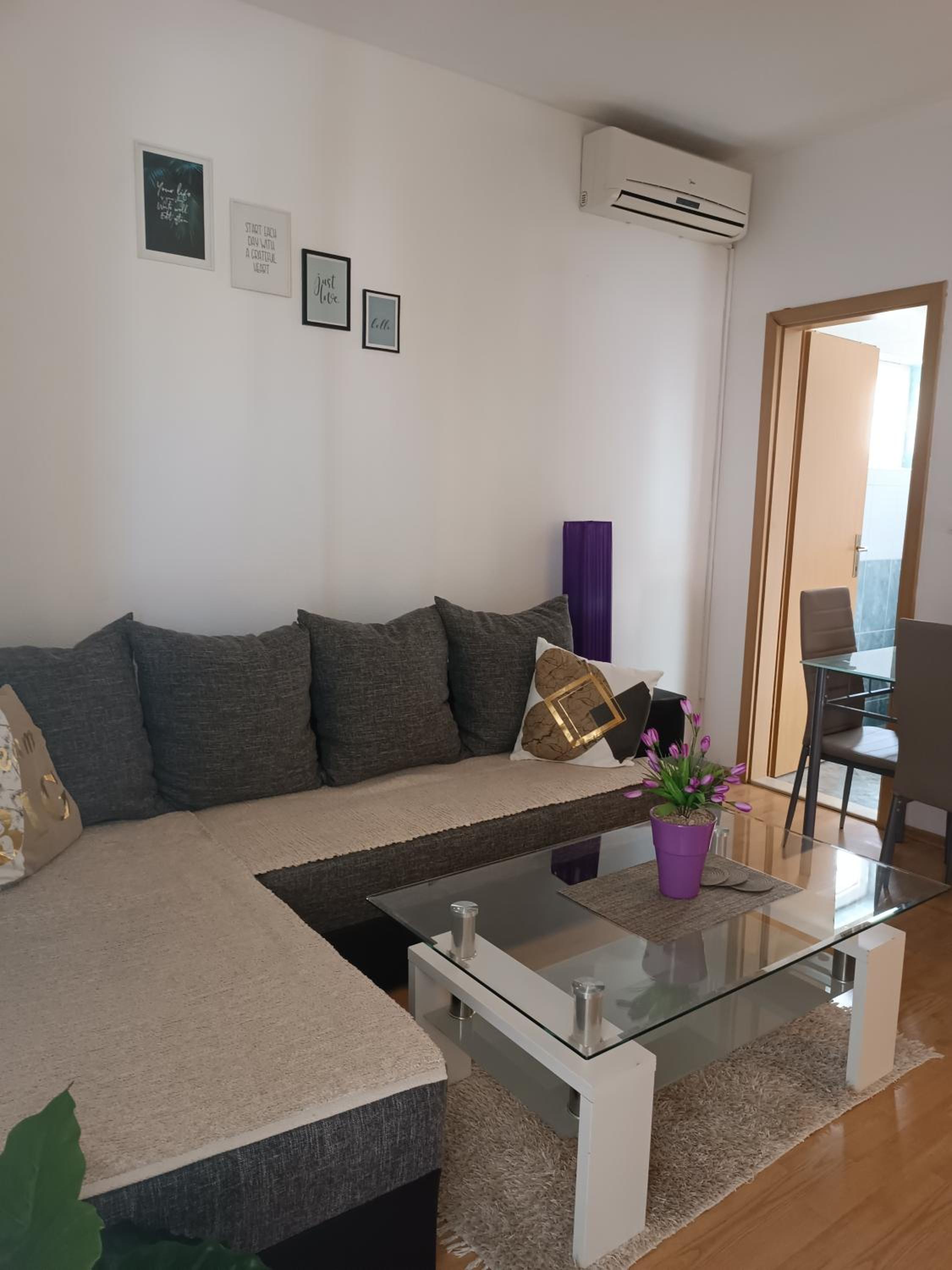Apartment "San Marino" view 5
