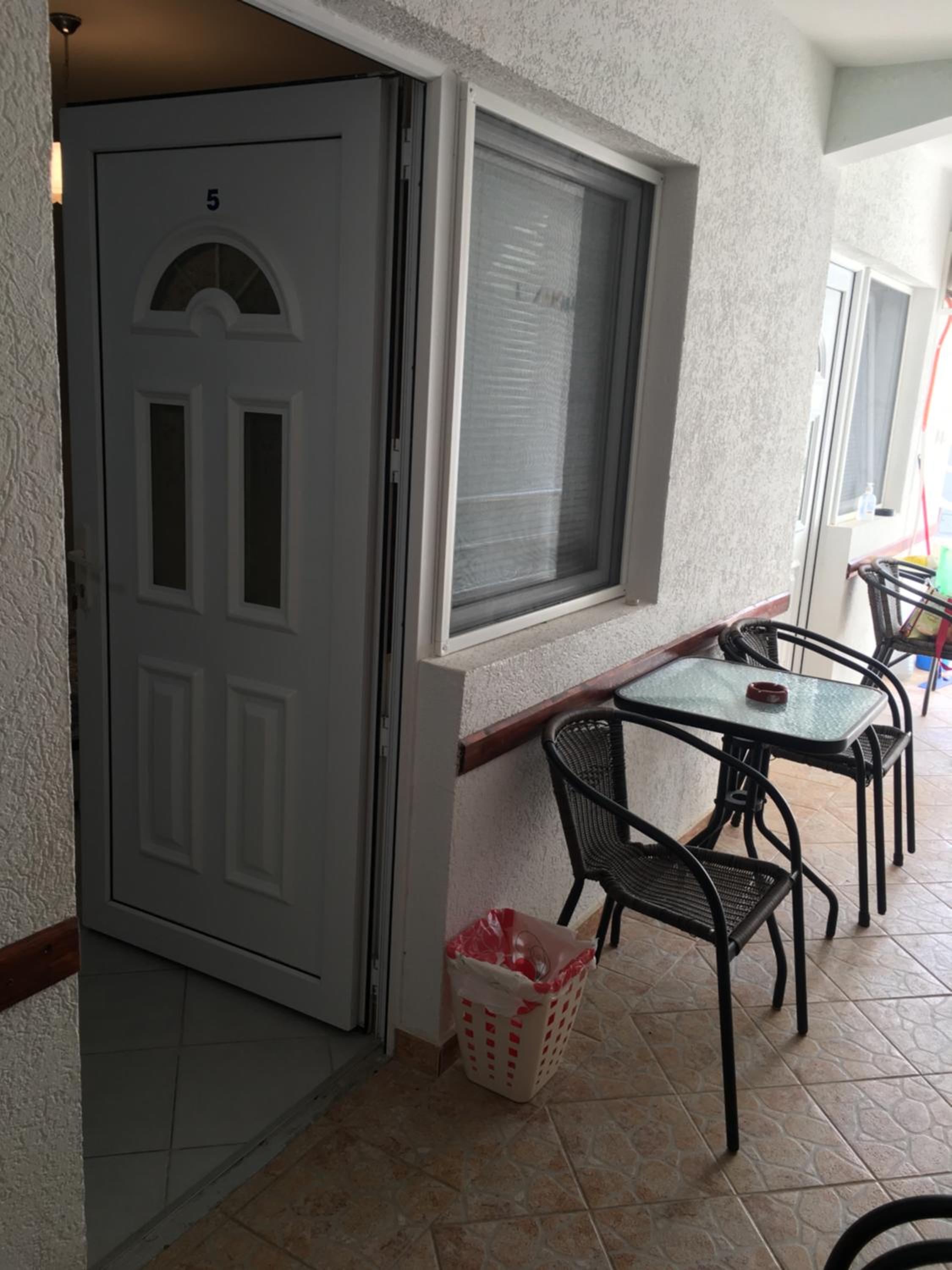 Photo 47