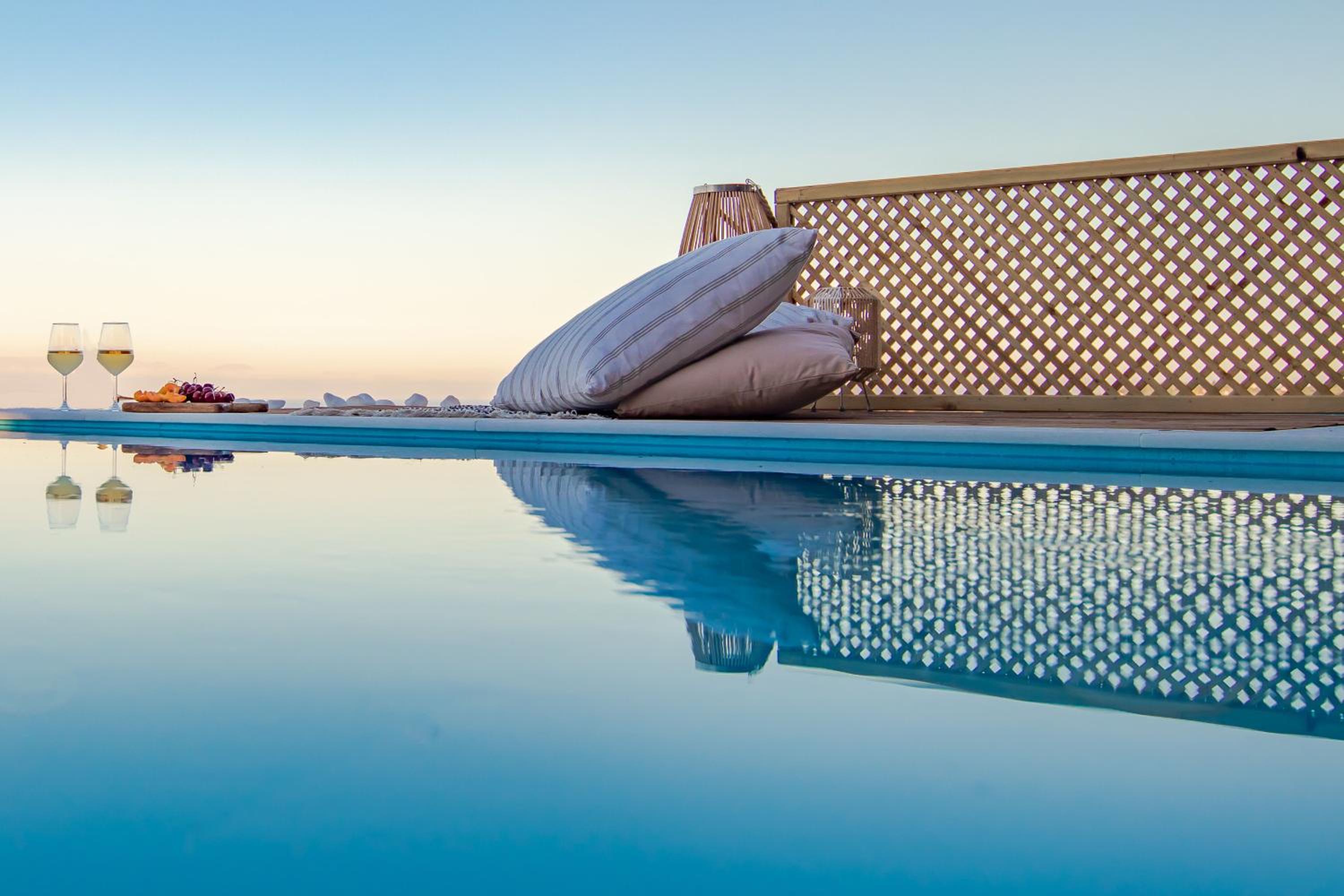 Georgianna's suite with private pool , 'greysuite' view 4
