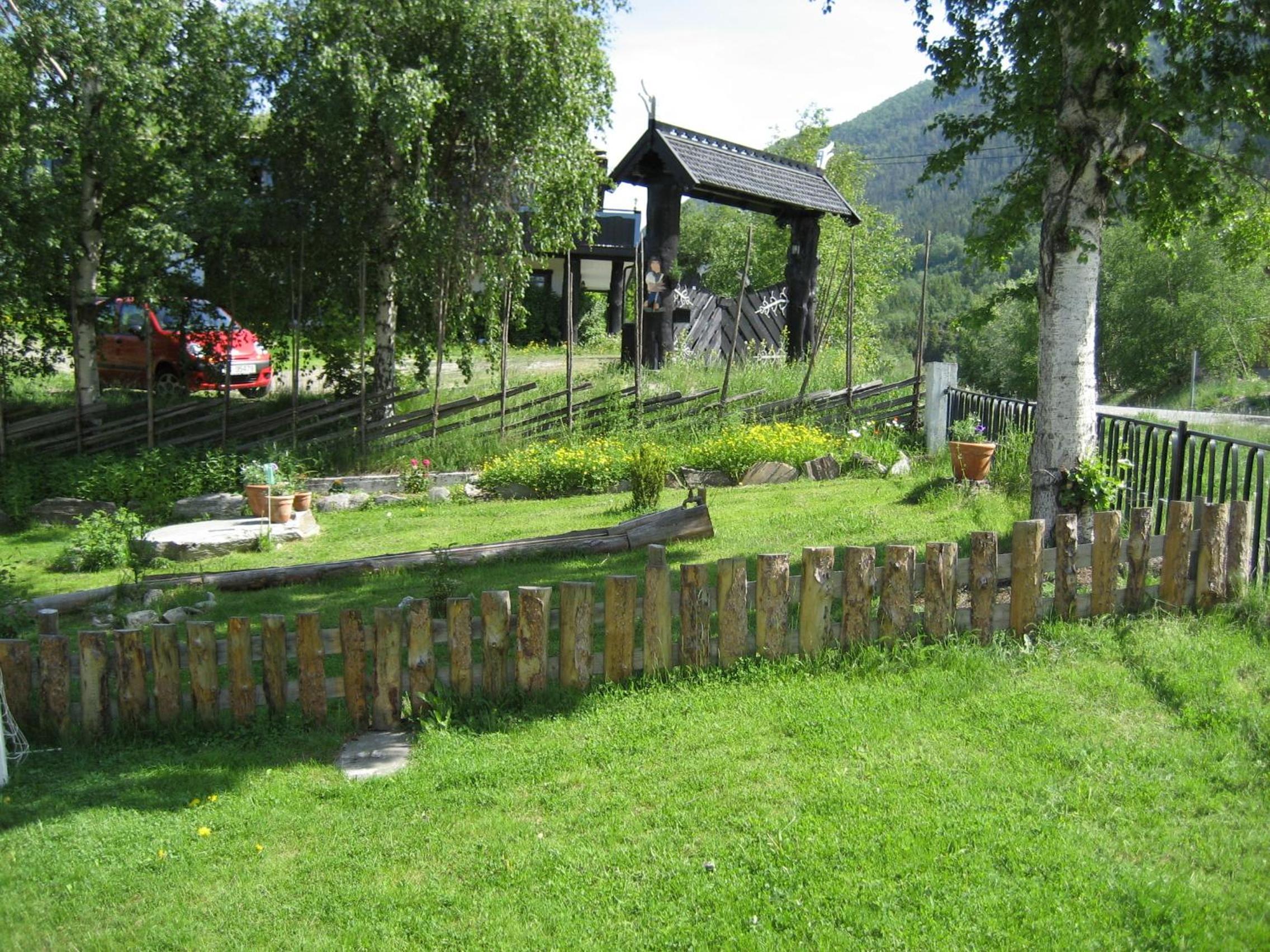 Photo 11