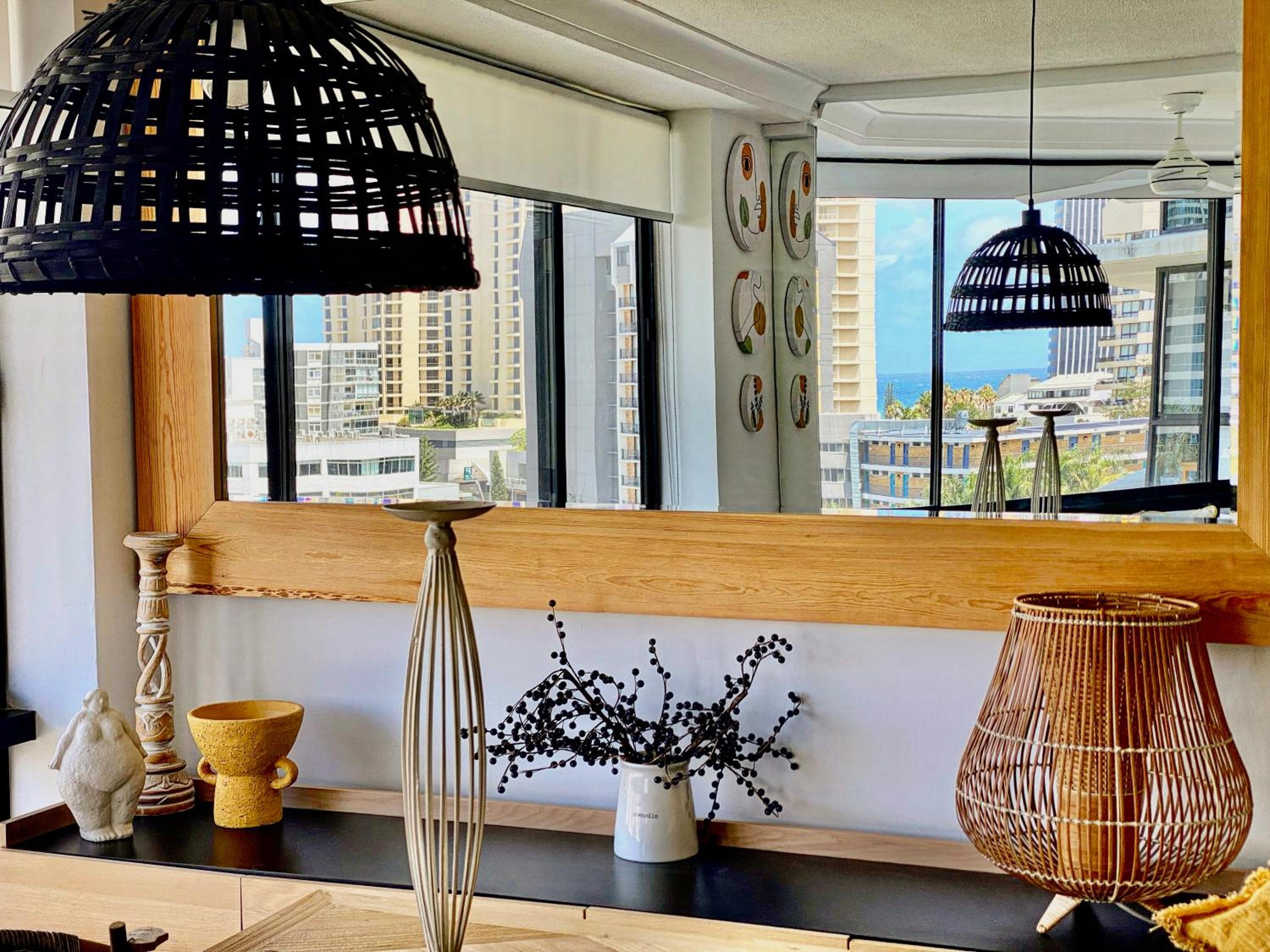 Surfers Plaza Romantic Getaway