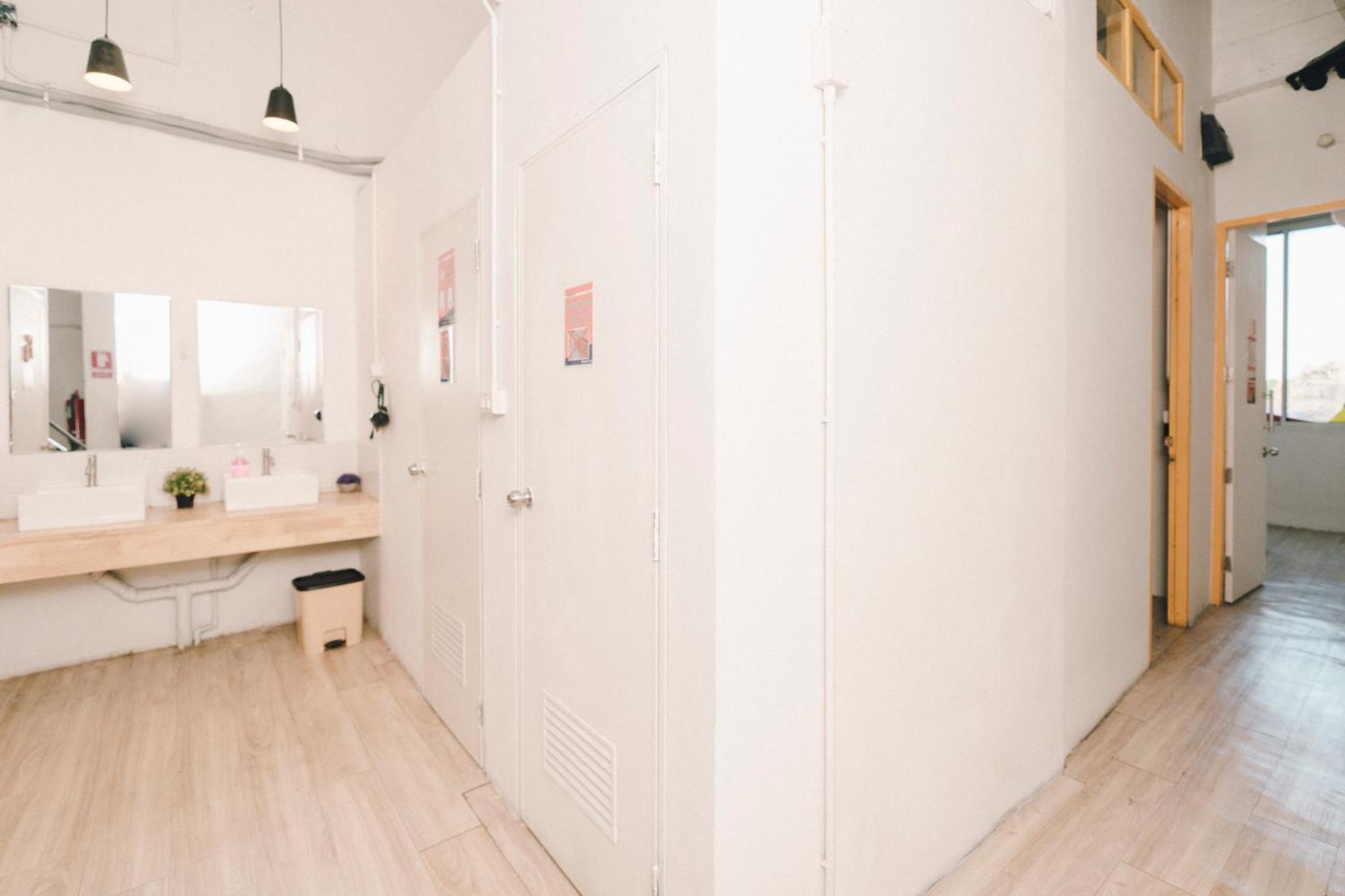 Liberta Hostel
