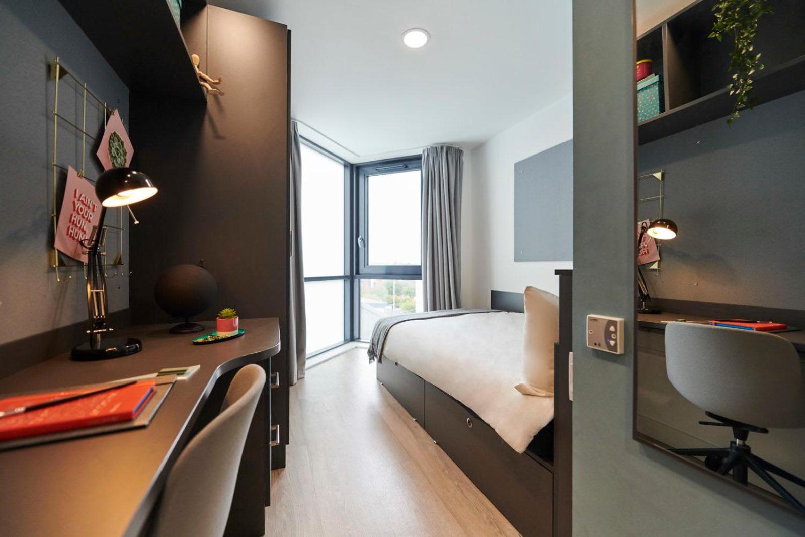 Chic Apartments and Private Bedrooms at Beckett House near Dublin City Centre