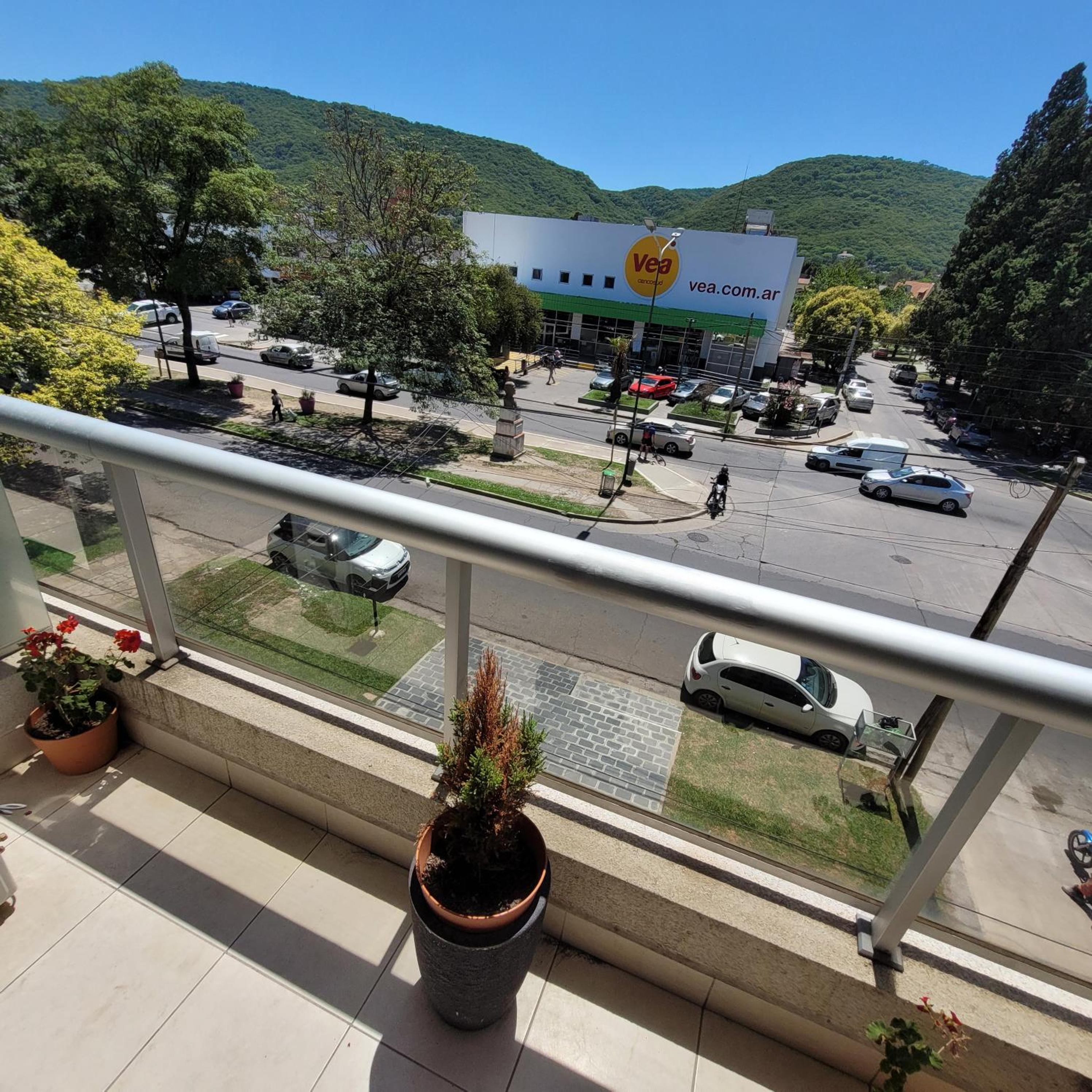 Salta Hills
