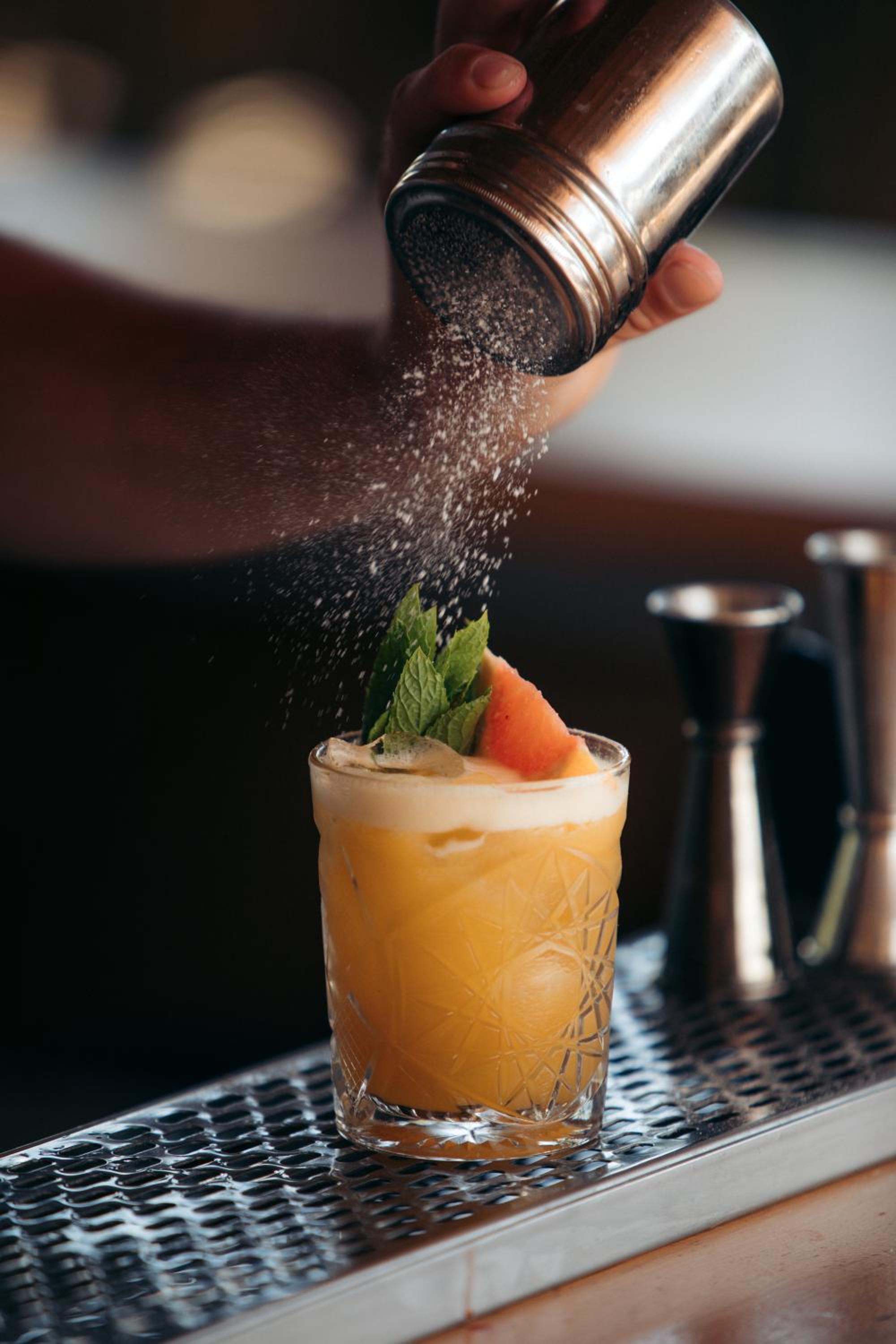 bar