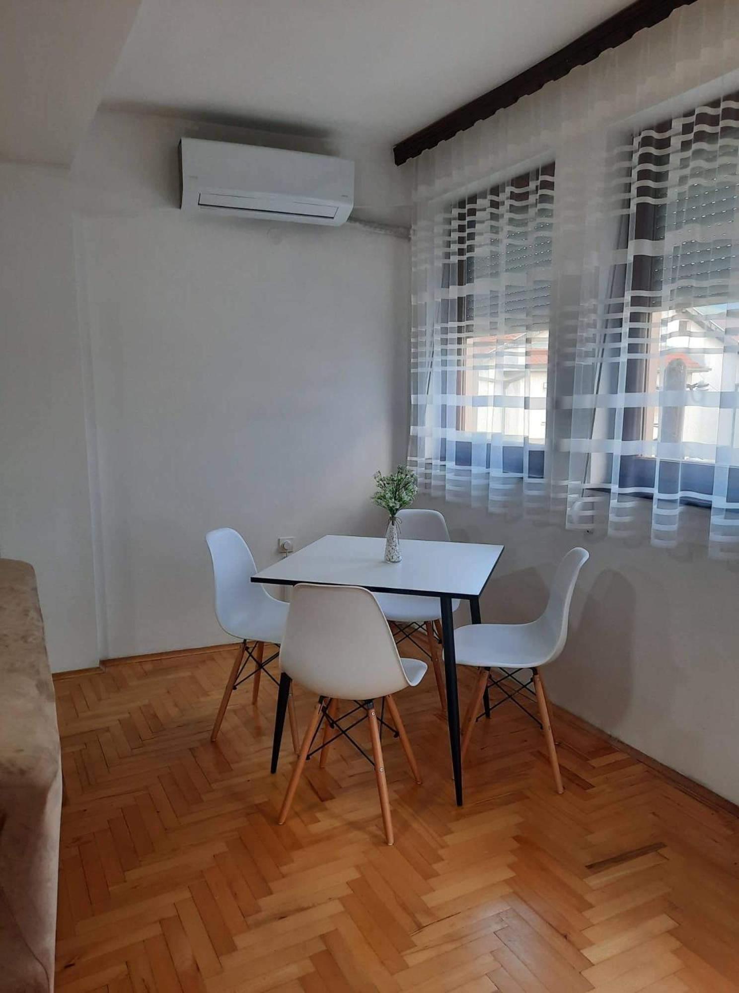 Zlate's Apartment