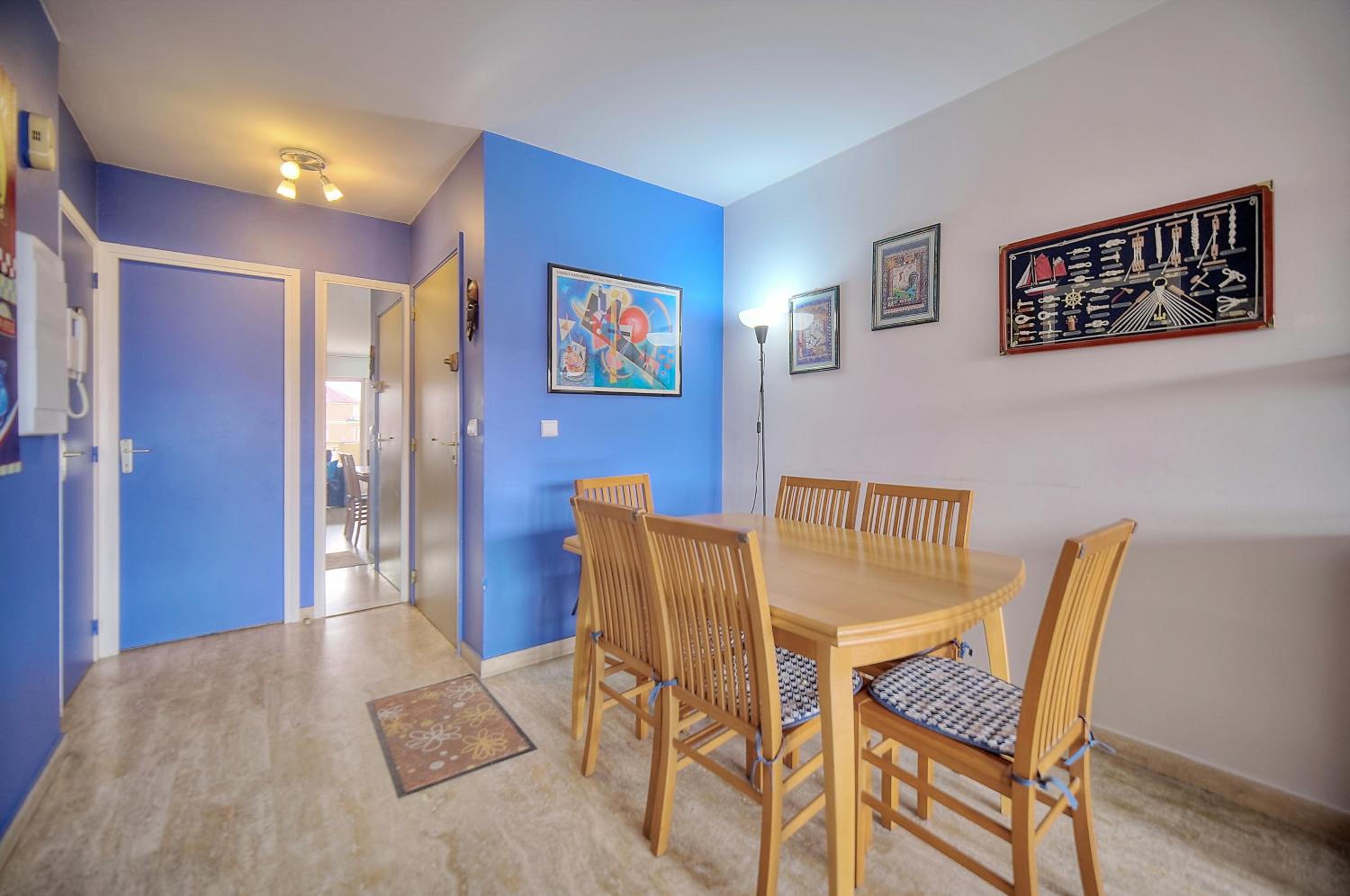 Very pleasant 2 rooms garage near the beaches