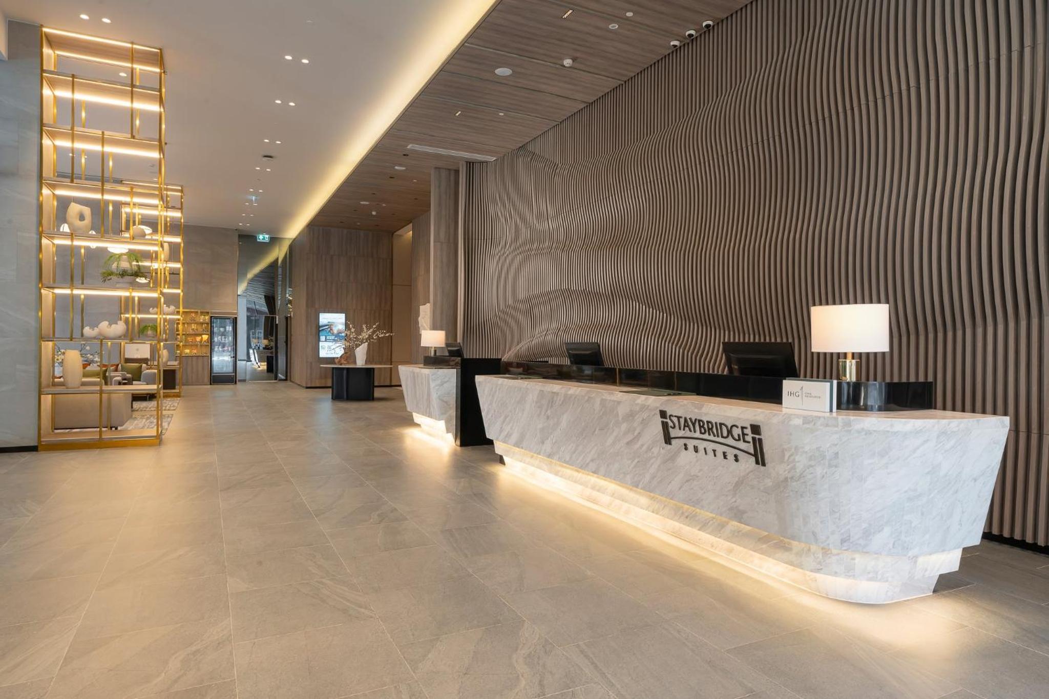 Staybridge Suites Bangkok Sukhumvit by IHG 15