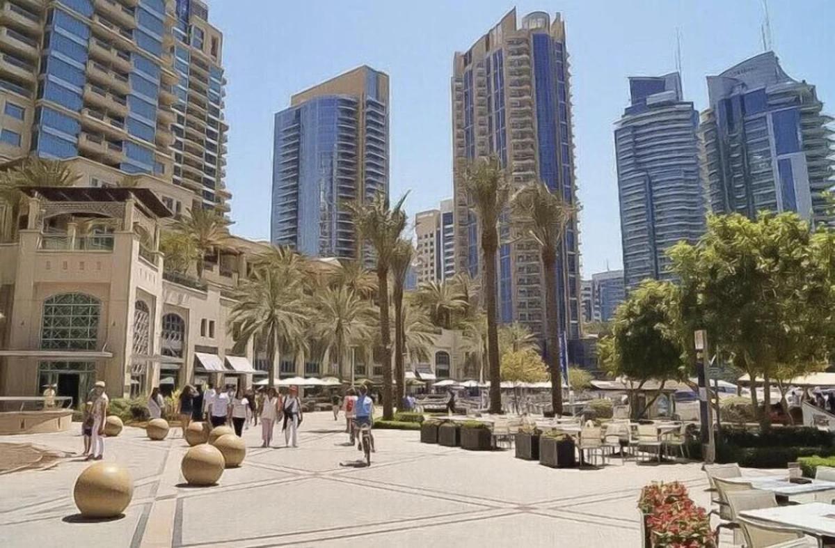 Royal Marina Inn