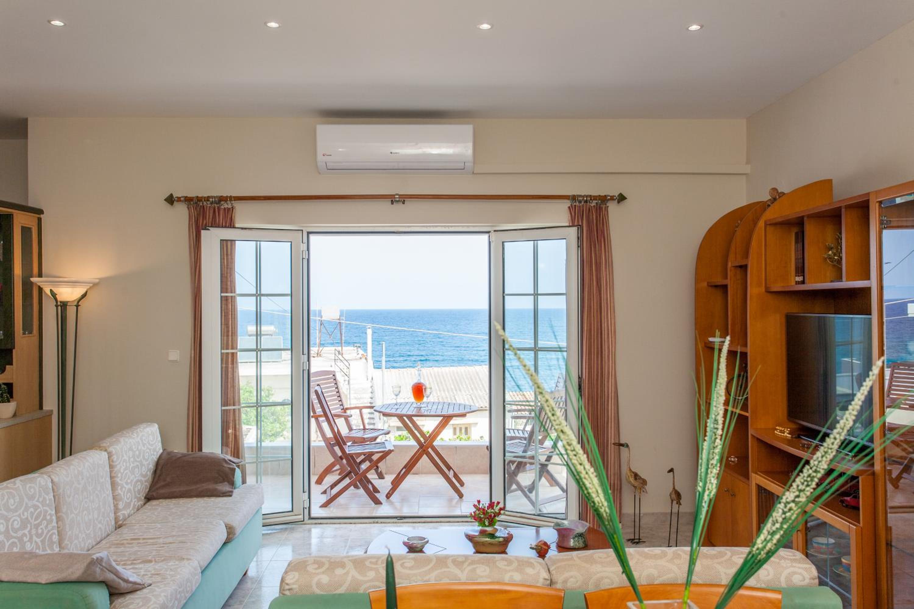 Aura Estate